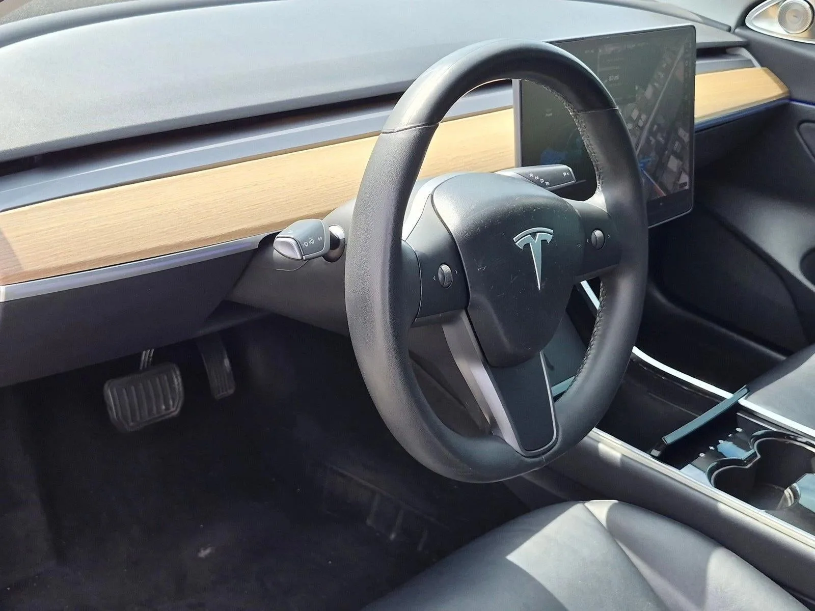 2020 Tesla Model 3 Standard Range Plus RWD photo 9