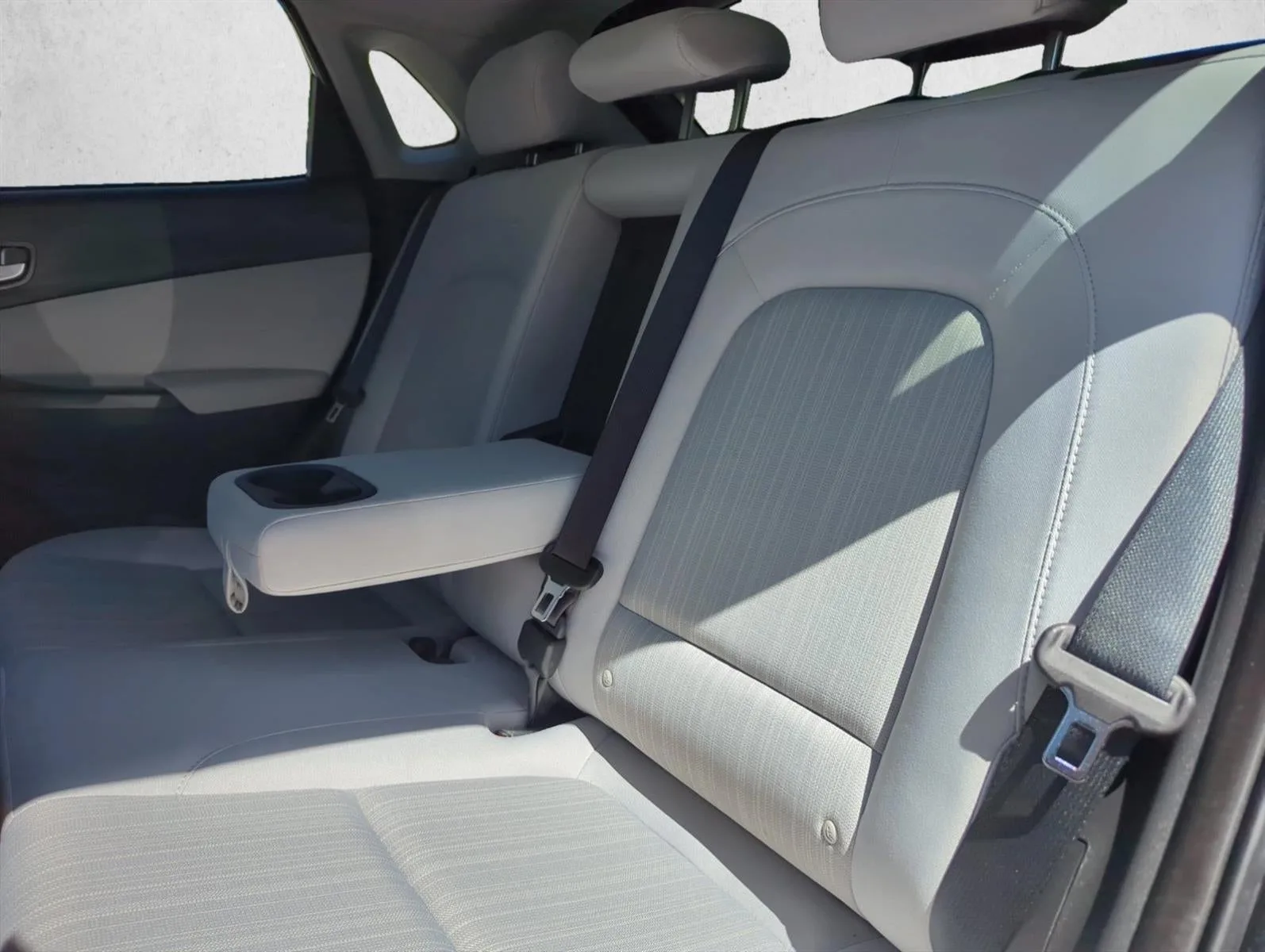 2023 Hyundai KONA SEL Auto AWD photo 11