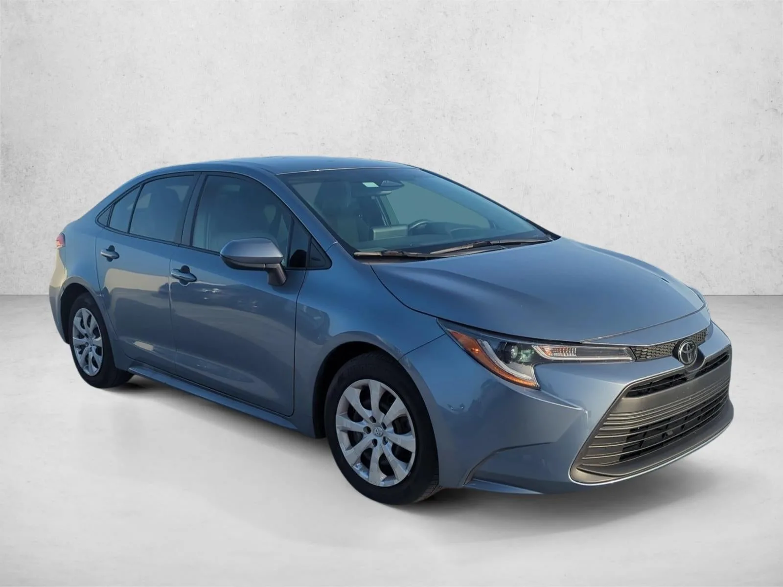 2024 Toyota Corolla LE CVT (Natl) photo 3