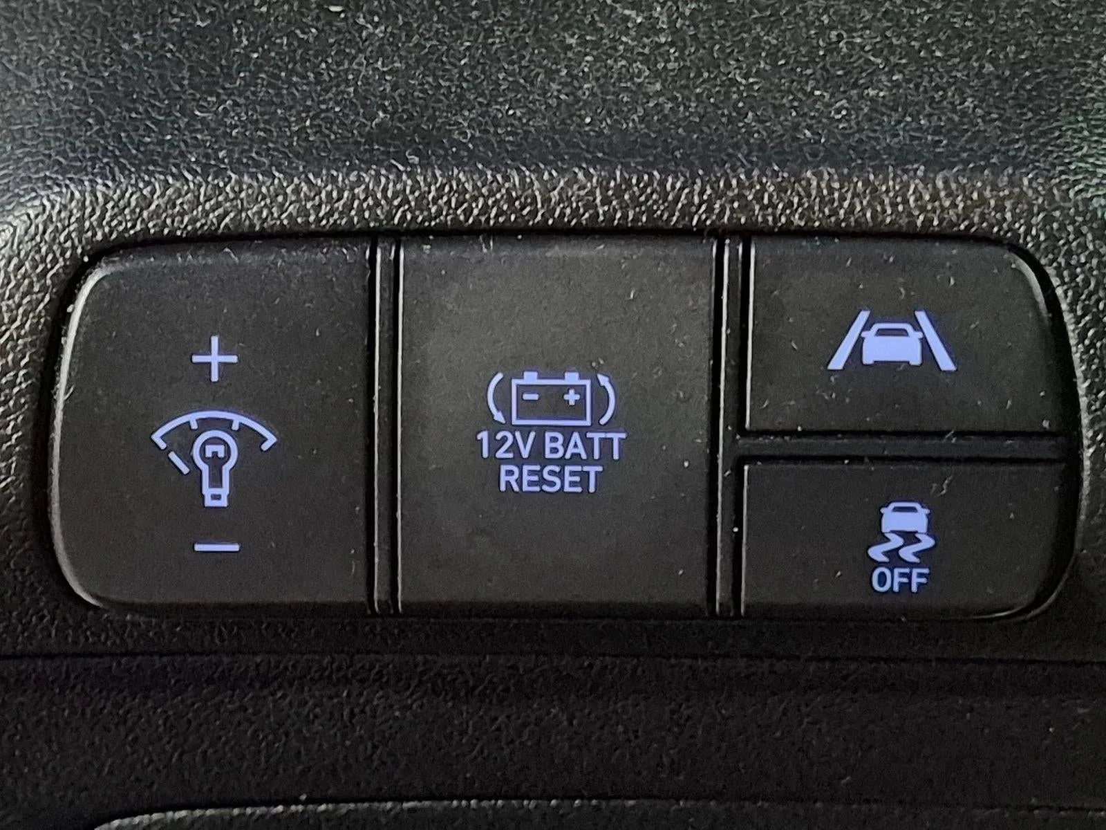 2023 Hyundai ELANTRA Hybrid Blue DCT photo 9