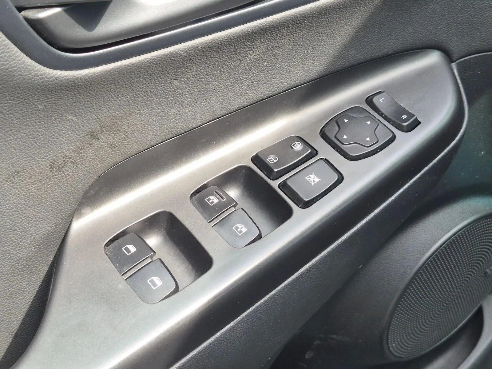 2019 Hyundai KONA Iron Man DCT AWD photo 9