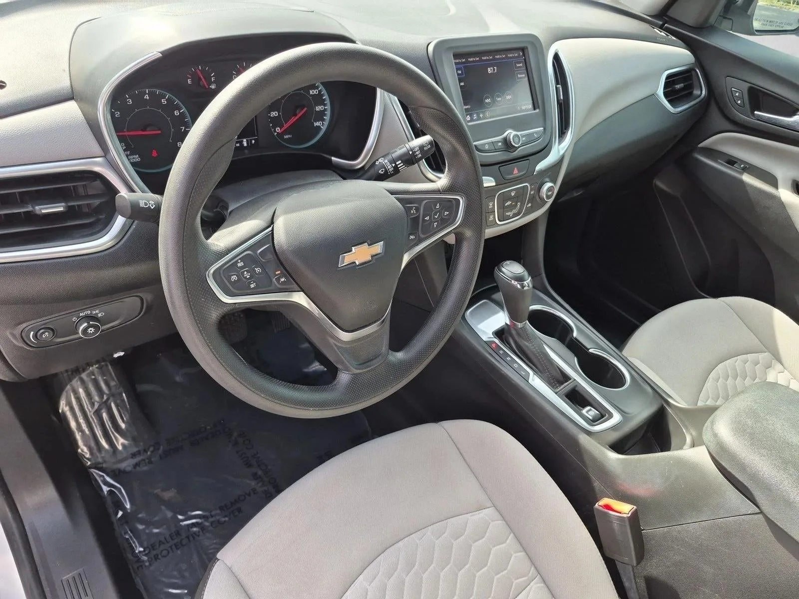 2021 Chevrolet Equinox LS photo 10