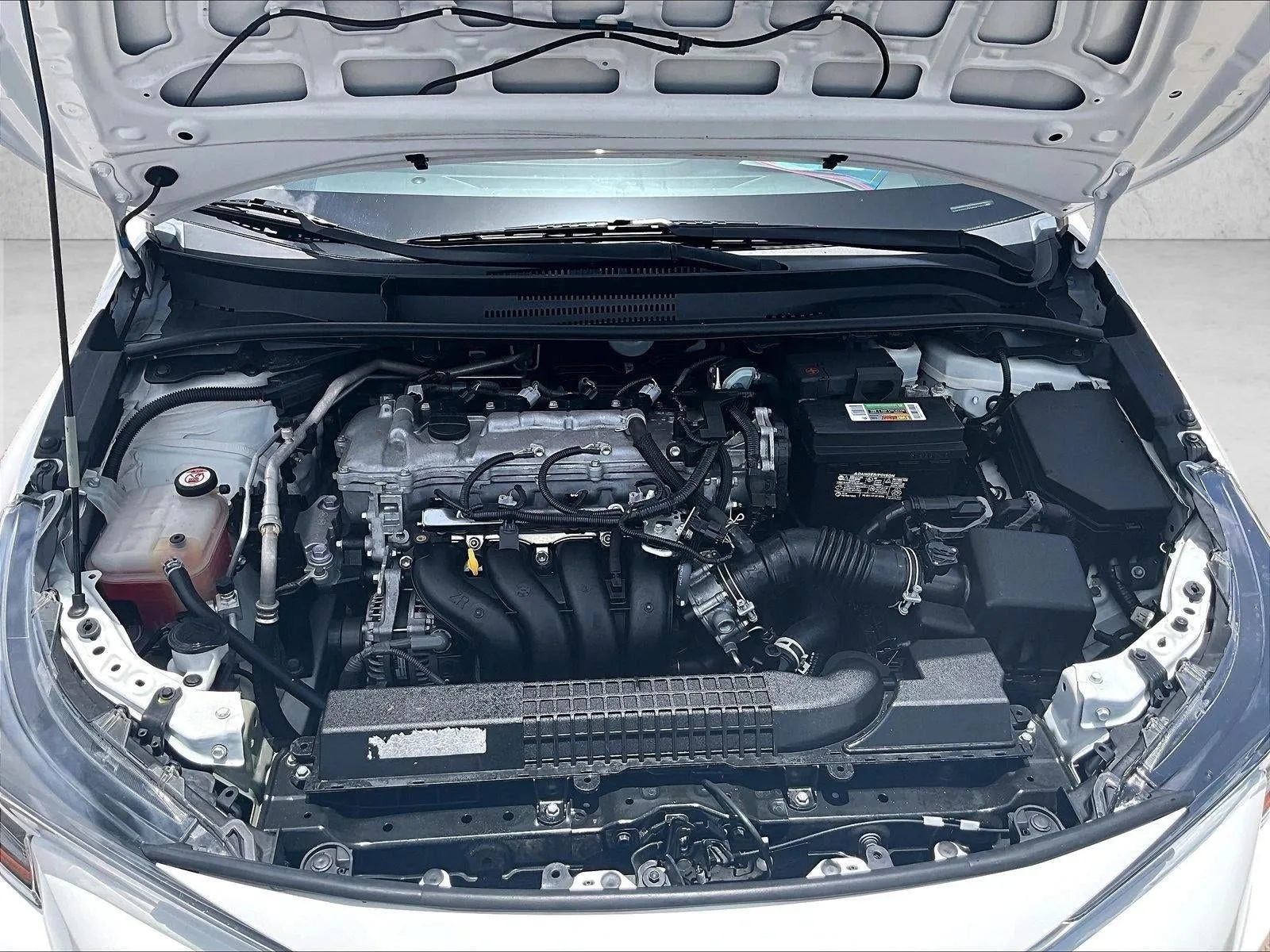 2021 Toyota Corolla LE photo 11