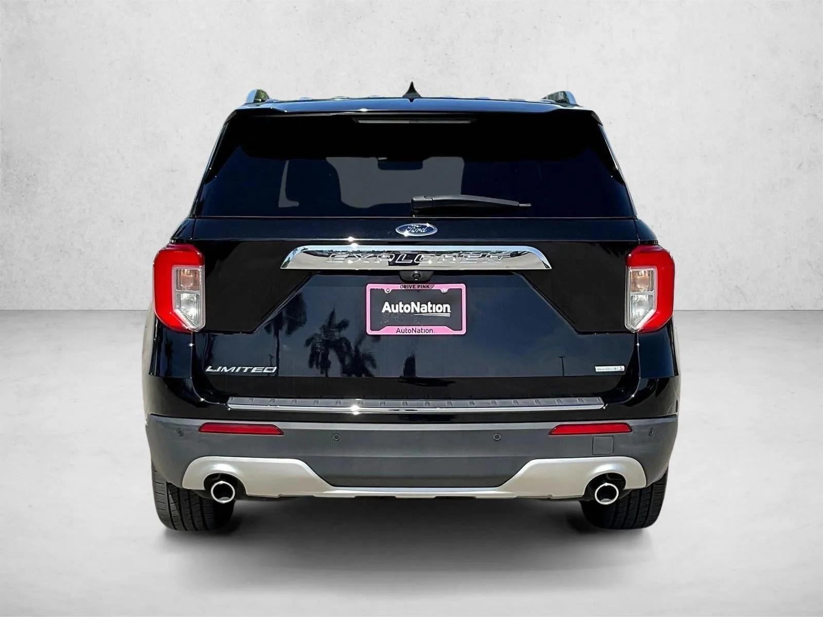 2020 Ford Explorer Limited RWD photo 4