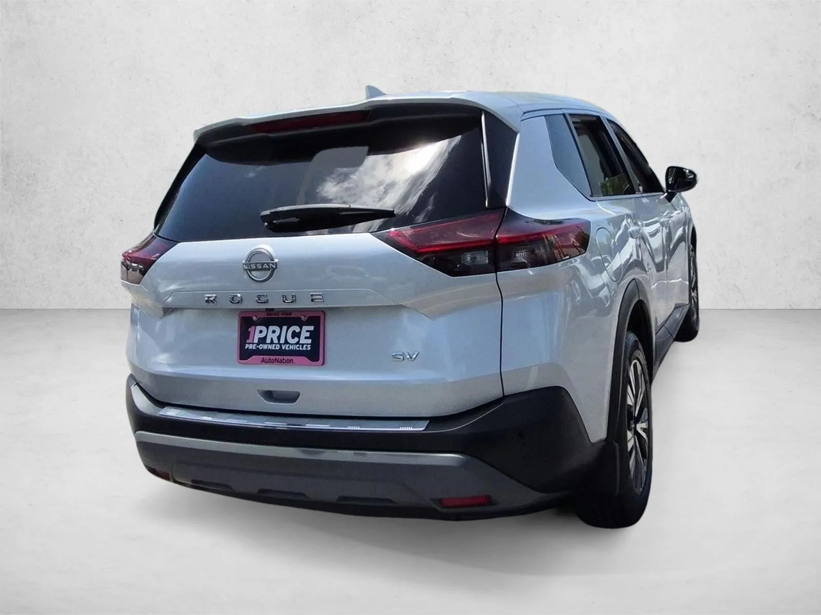 2022 Nissan Rogue FWD SV photo 5