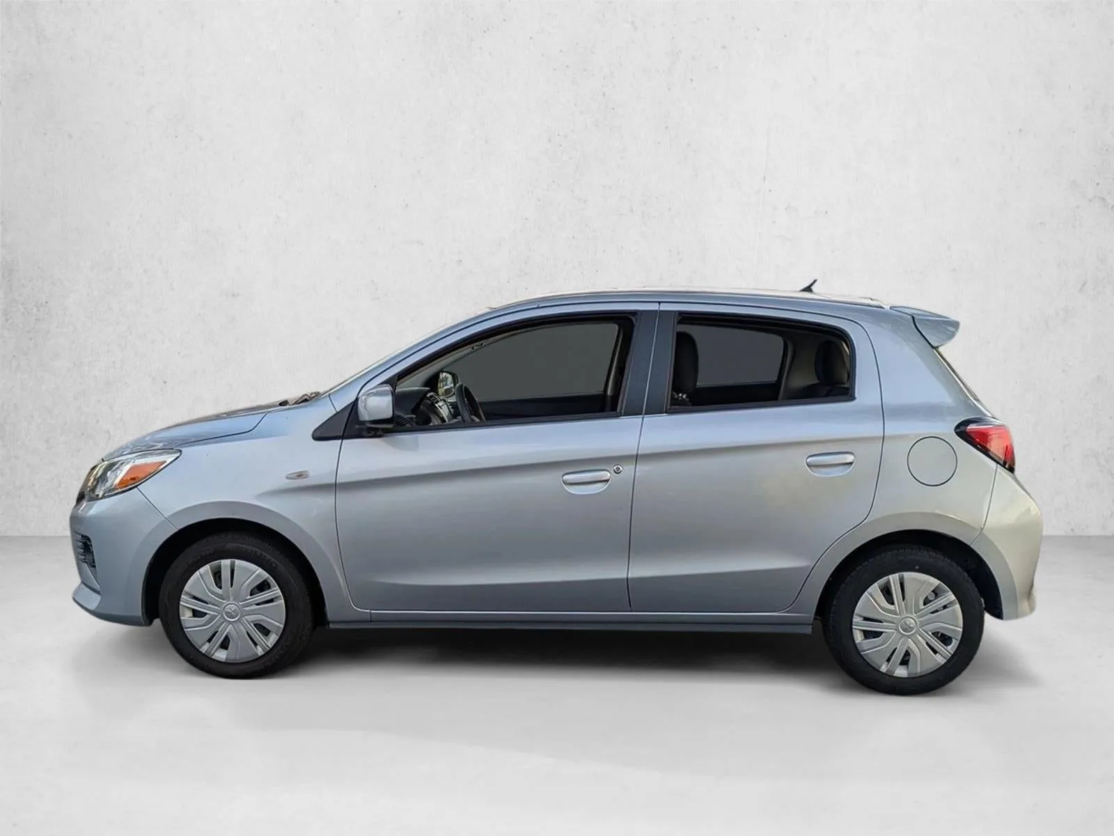 2024 Mitsubishi Mirage ES CVT photo 2