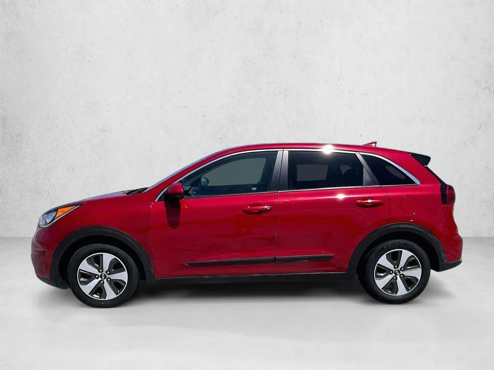 2017 Kia Niro FE photo 4