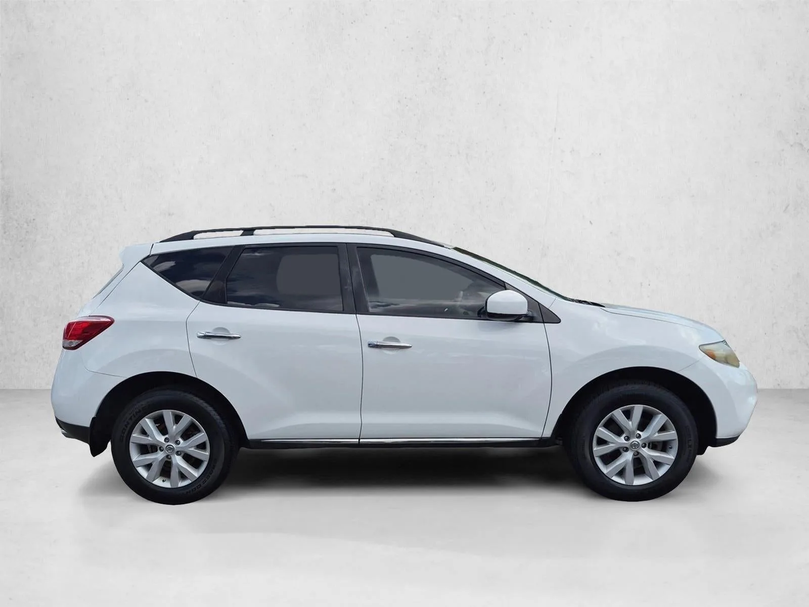 2014 Nissan Murano SV photo 4