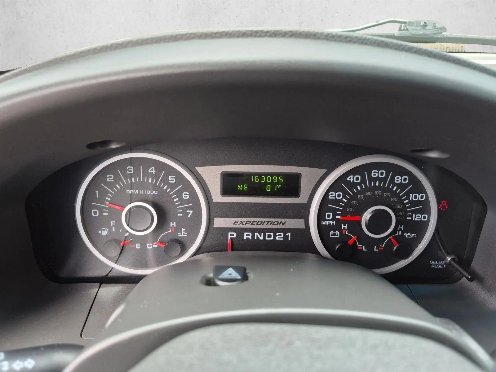 2006 Ford Expedition 4dr XLT photo 10
