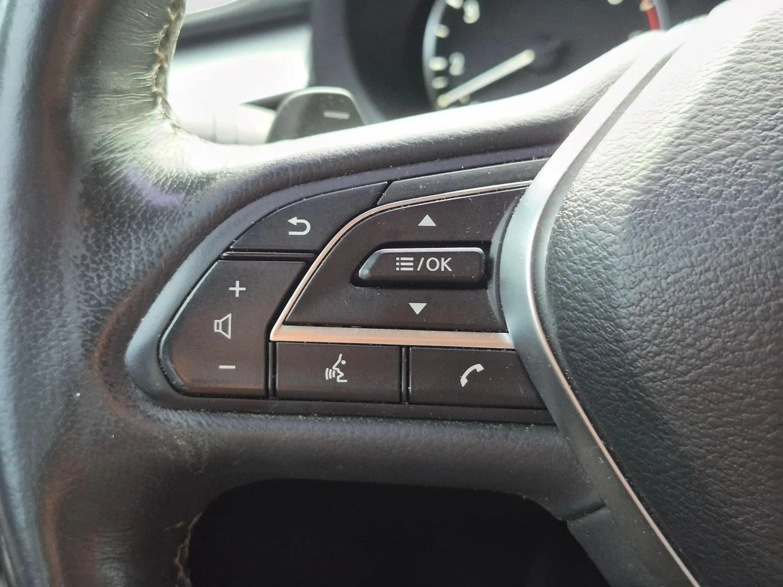 2021 INFINITI QX50 LUXE photo 11