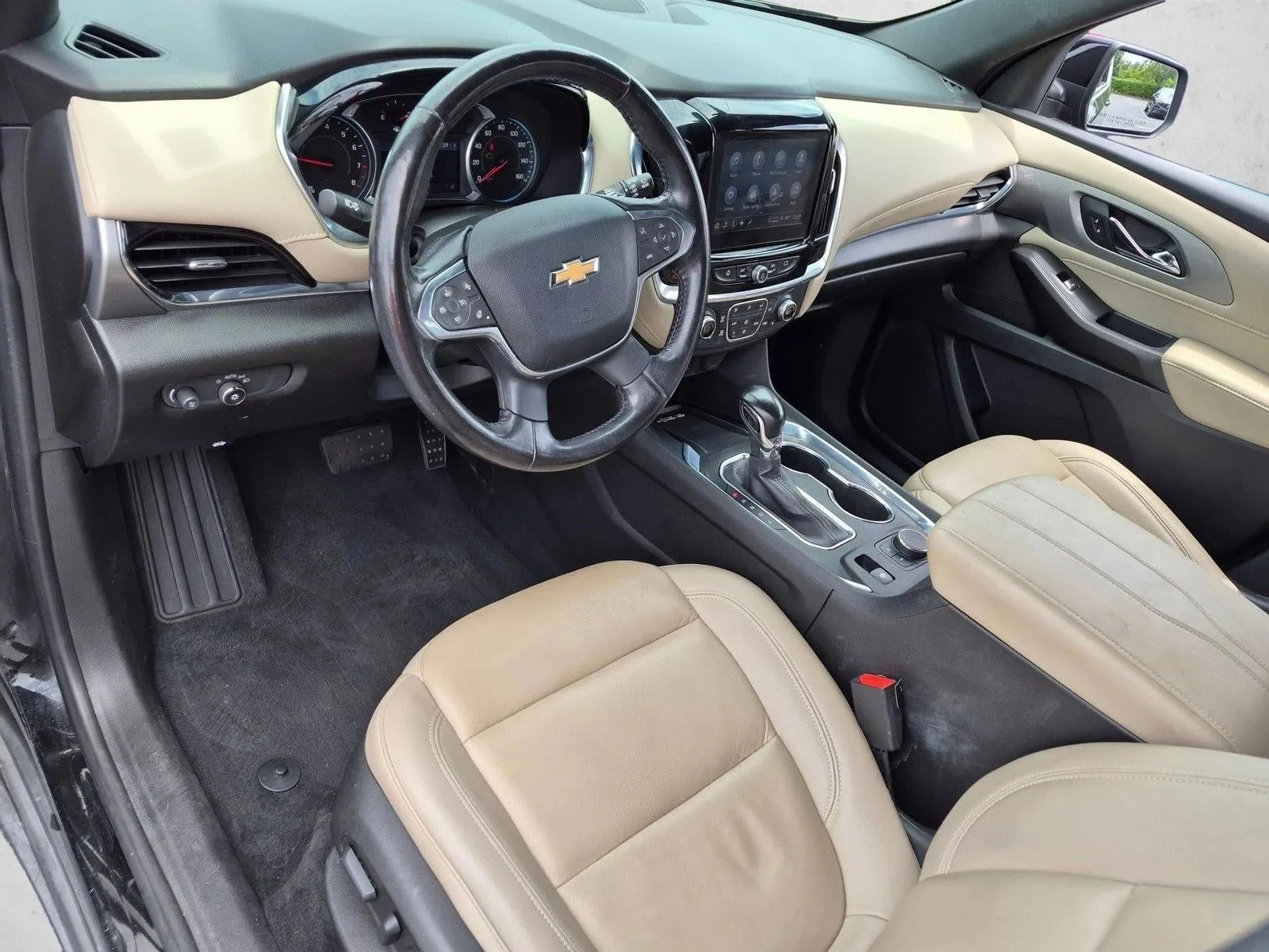 2022 Chevrolet Traverse FWD 3LT photo 10
