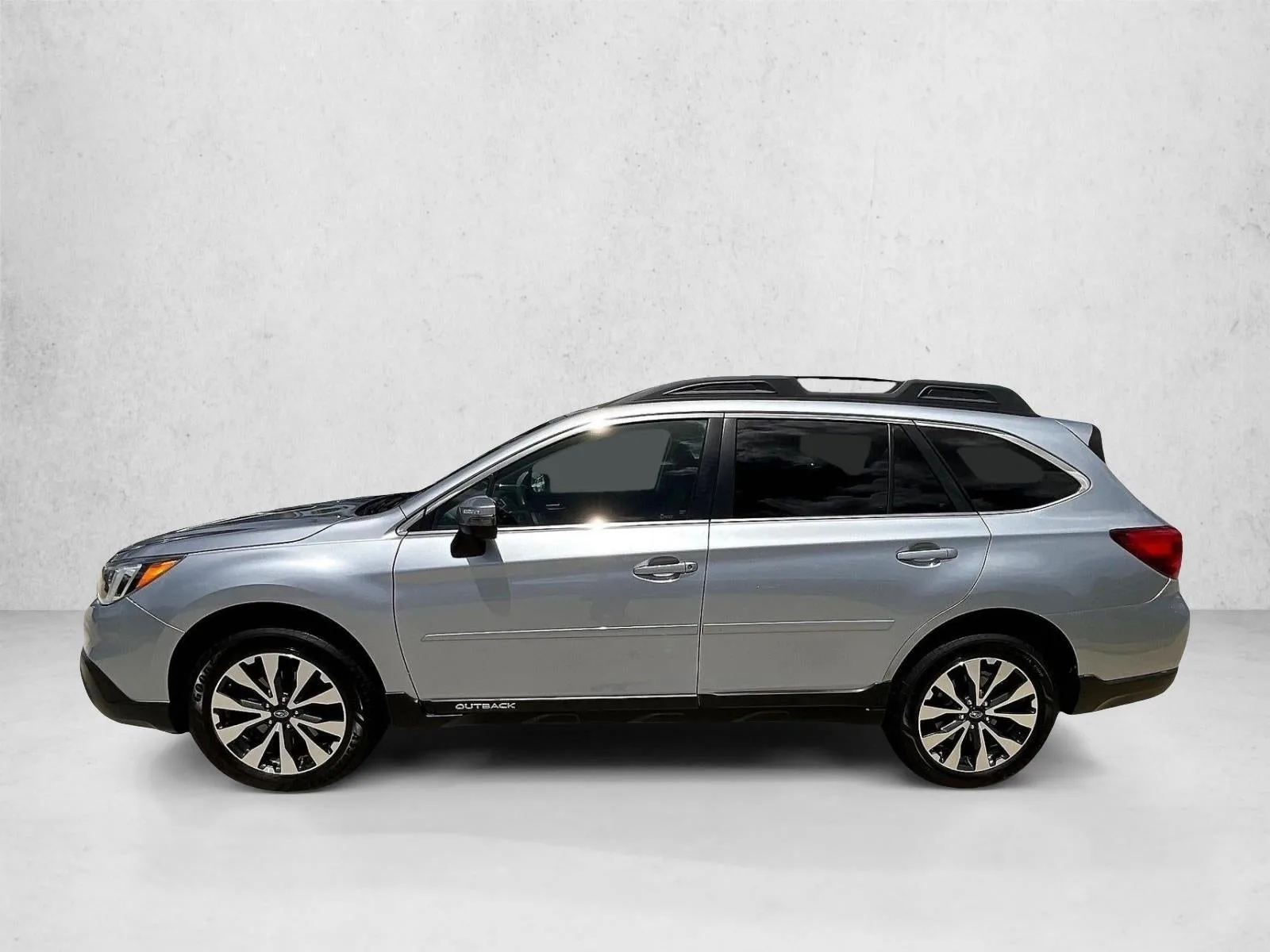 2017 Subaru Outback 3.6R Limited photo 6