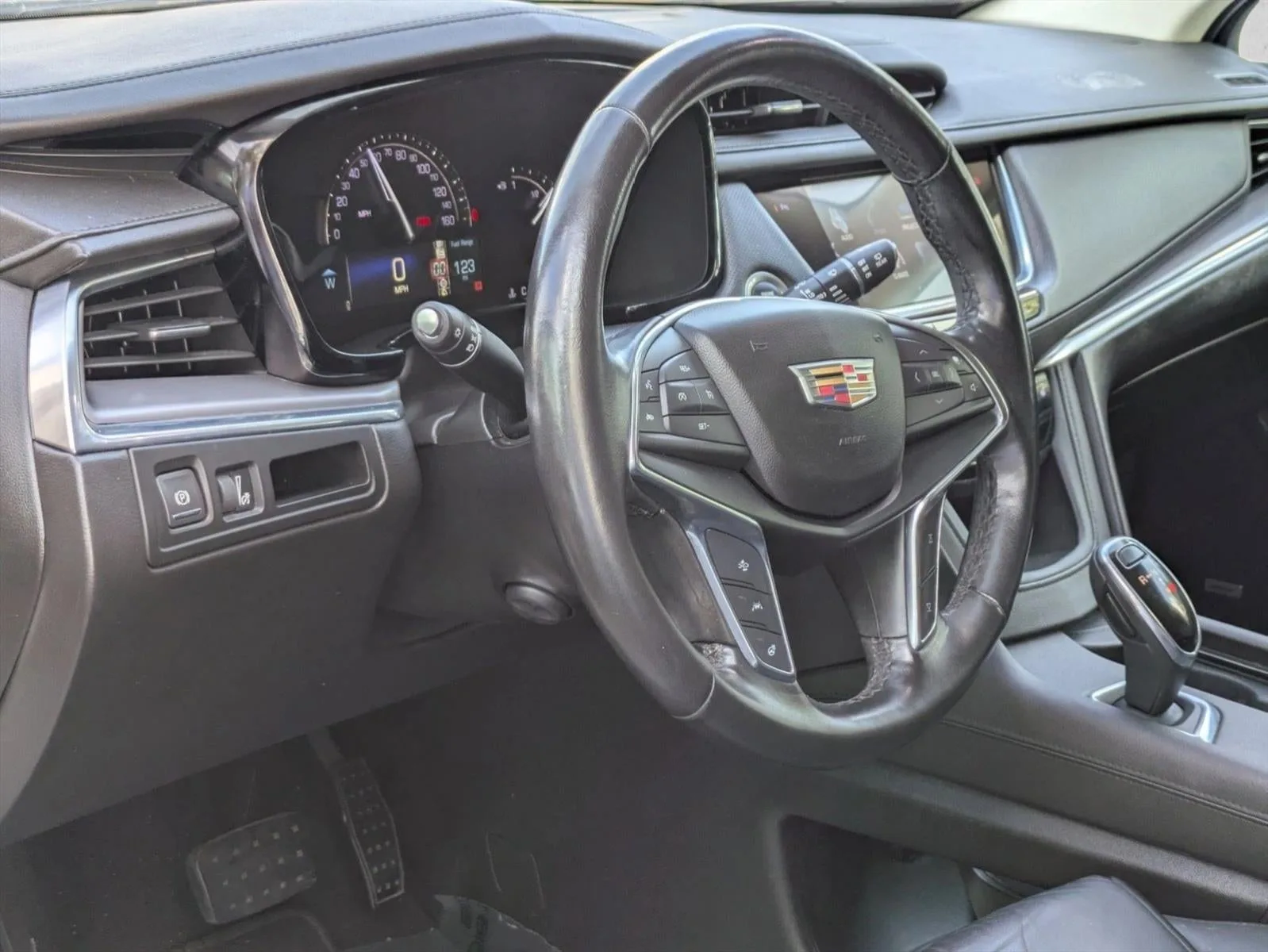 2019 Cadillac XT5 FWD 4dr Luxury photo 10
