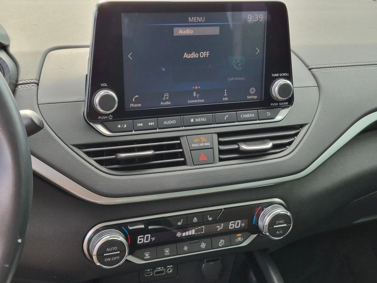2020 Nissan Altima 2.5 SV Sedan photo 12