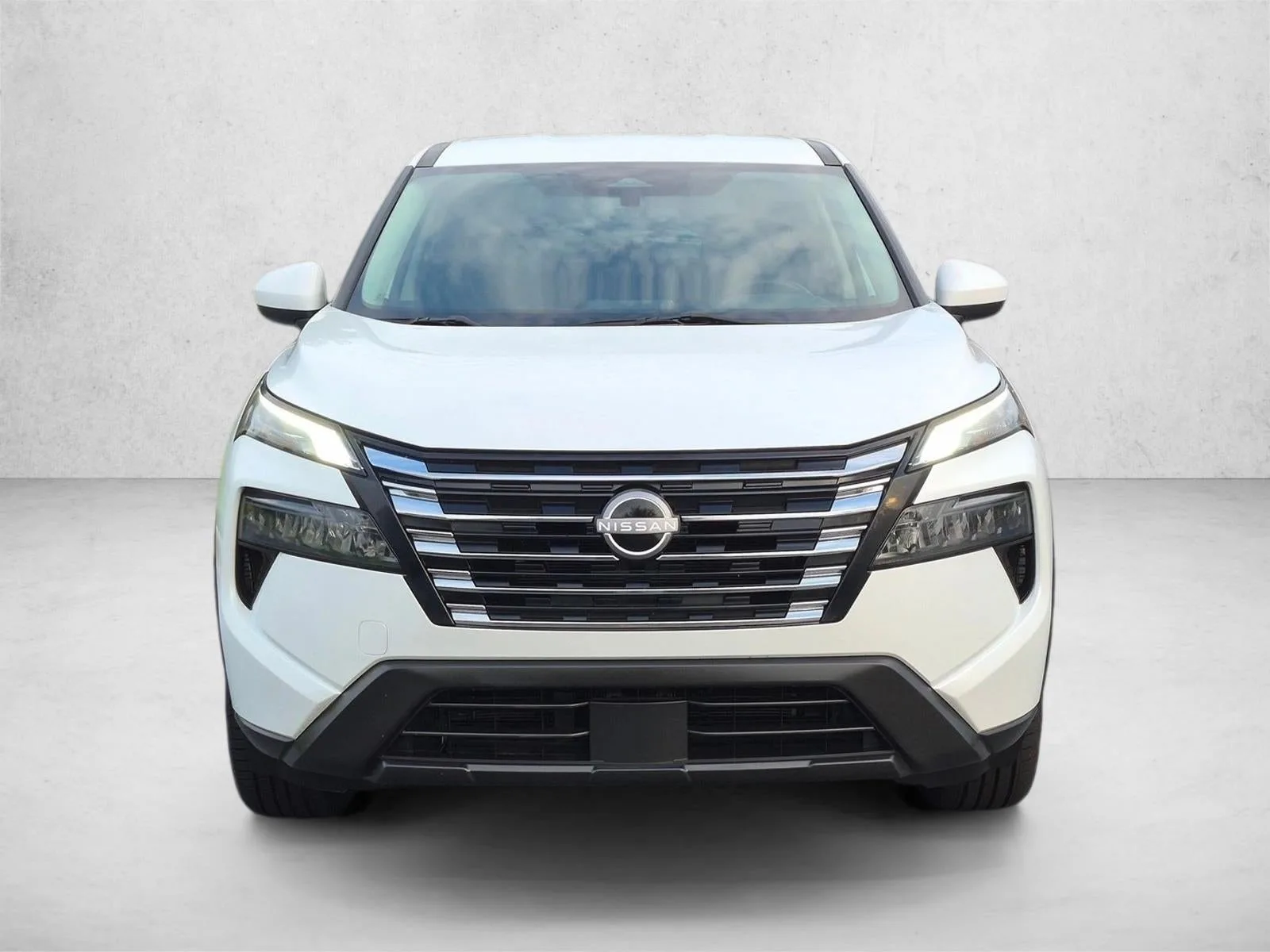 2024 Nissan Rogue FWD SV photo 2
