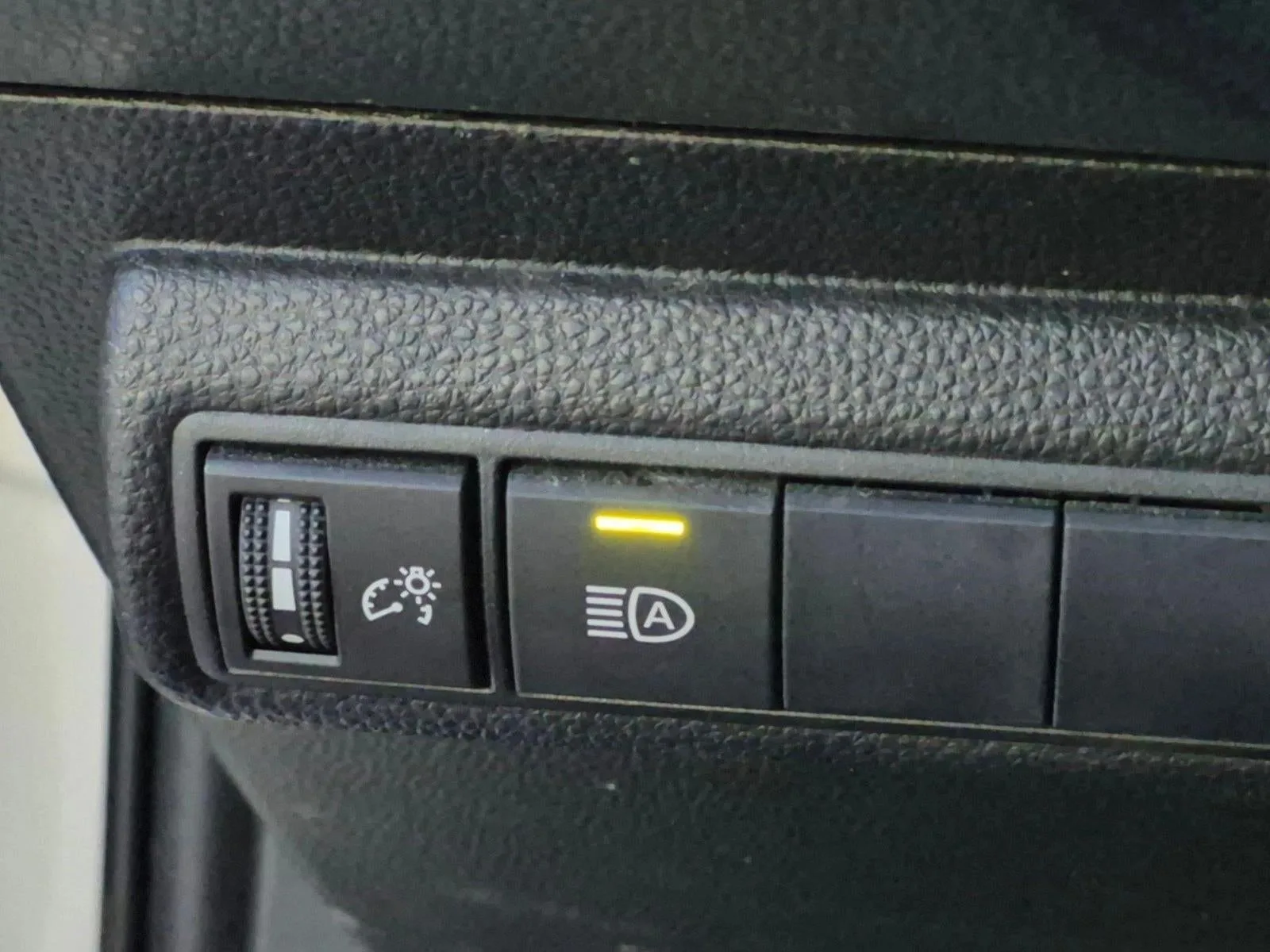 2021 Toyota Corolla LE CVT (Natl) photo 12
