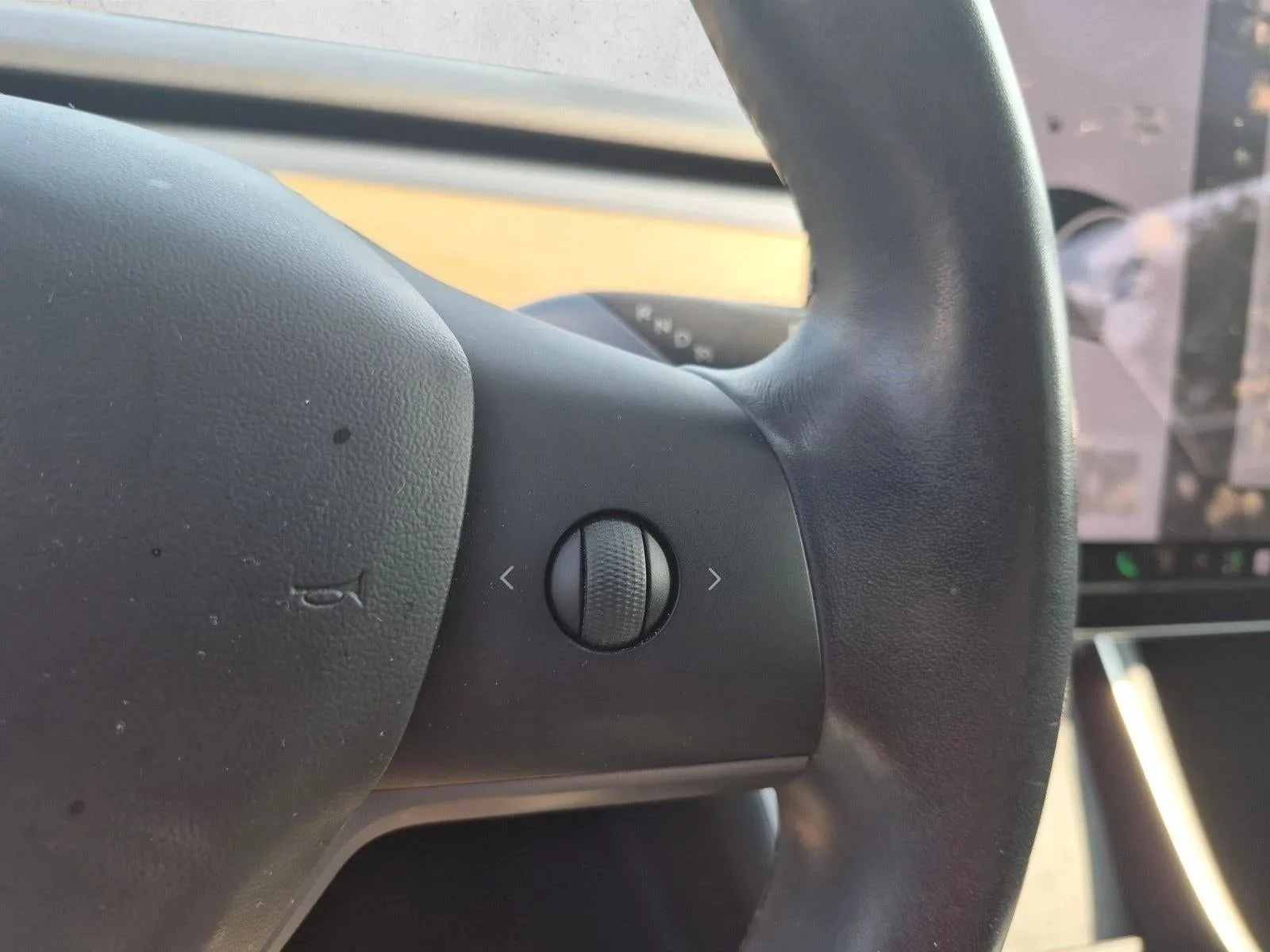 2019 Tesla Model 3 Standard Range photo 12