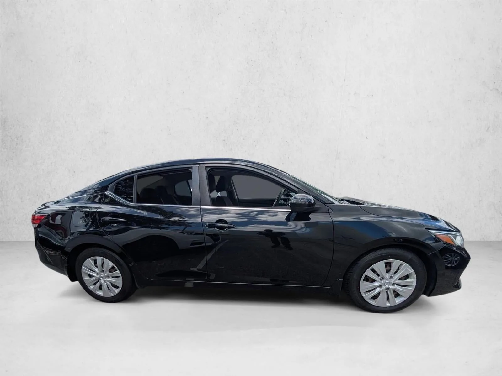 2022 Nissan Sentra S CVT photo 4