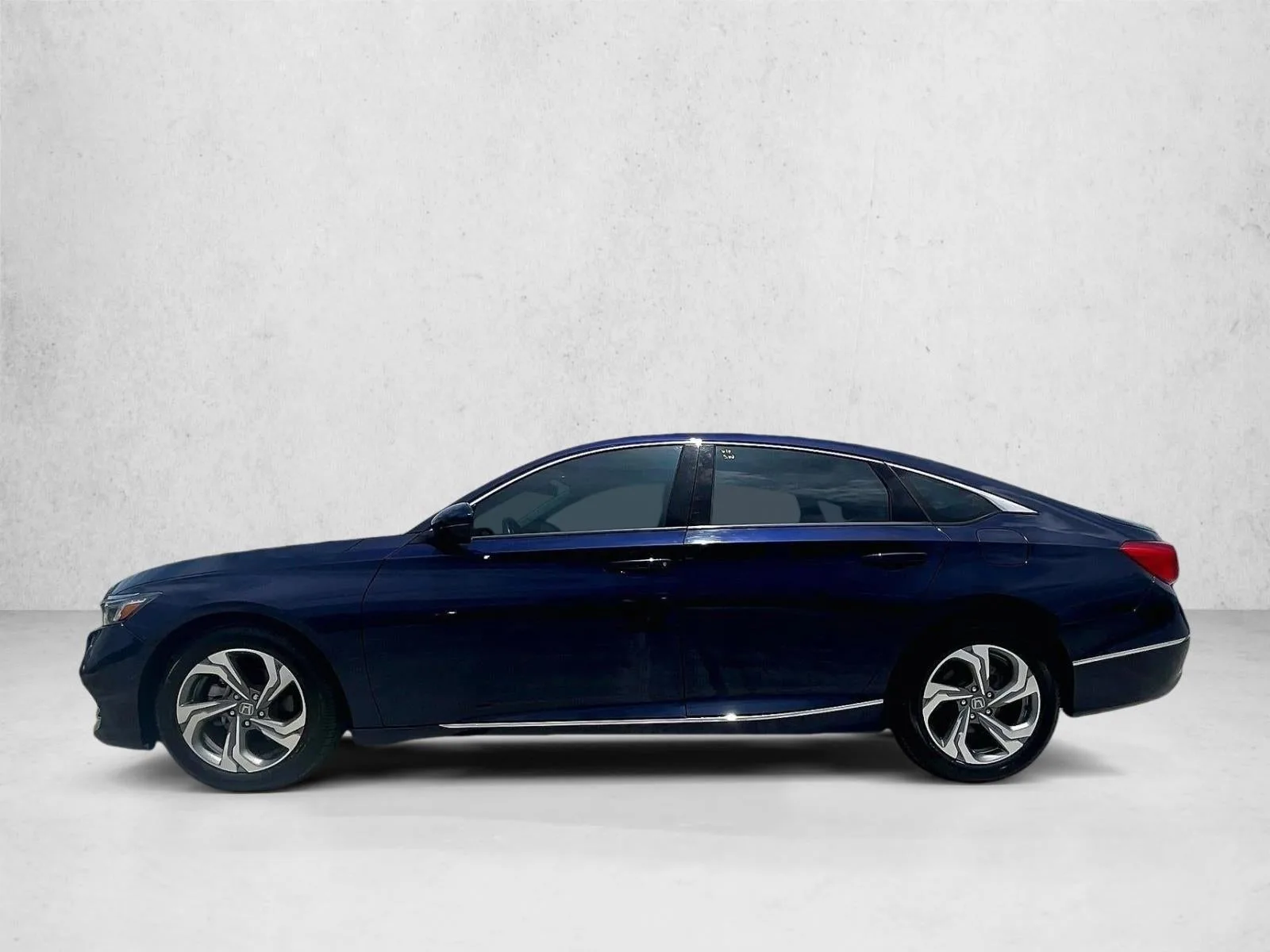 2019 Honda Accord EX-L photo 6