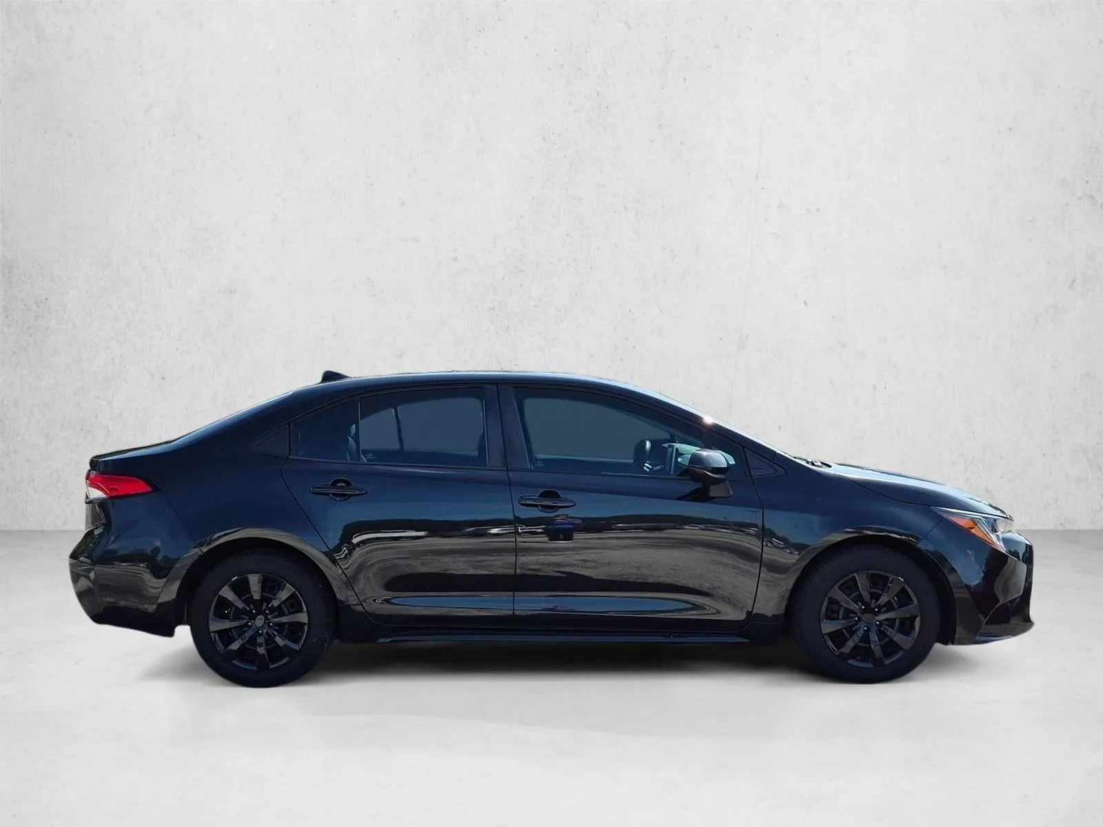 2021 Toyota Corolla LE CVT (Natl) photo 4