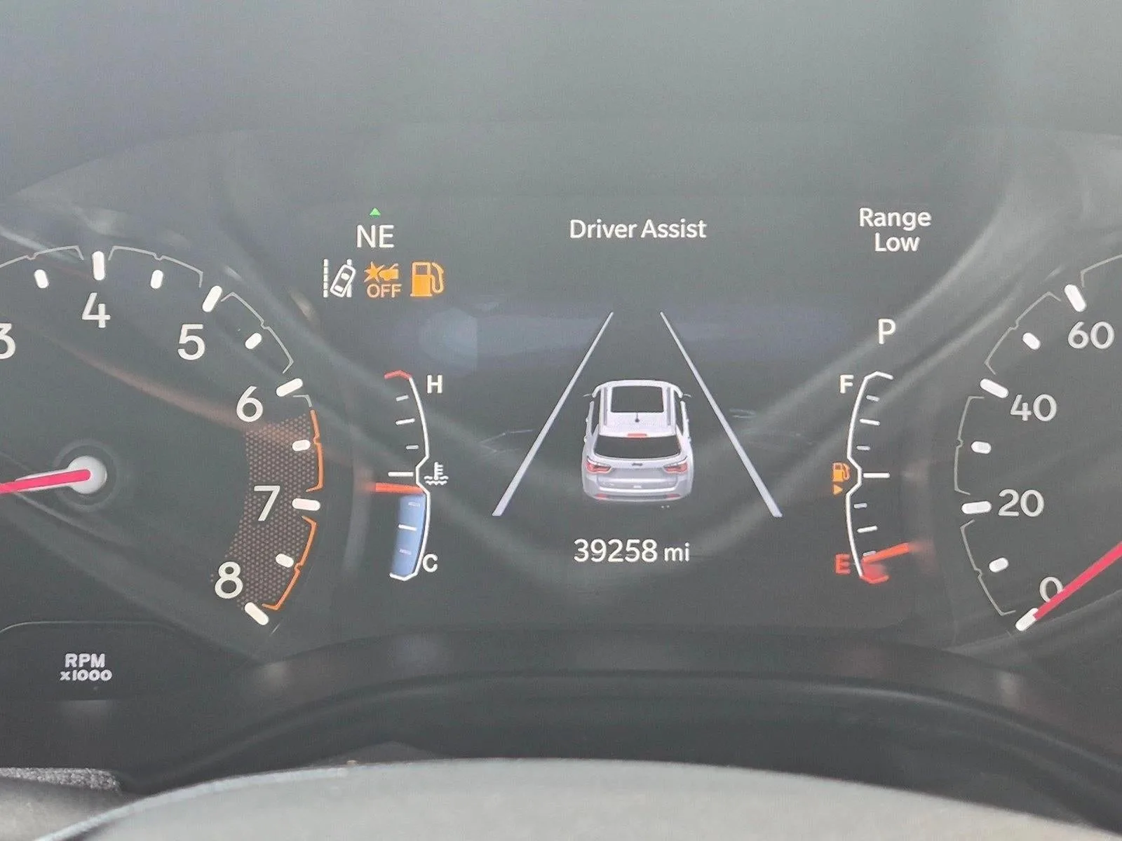 2025 Jeep Compass Latitude 4x4 photo 12