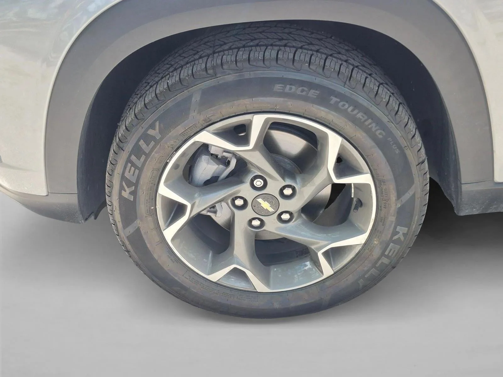 2024 Chevrolet Trax LT photo 7