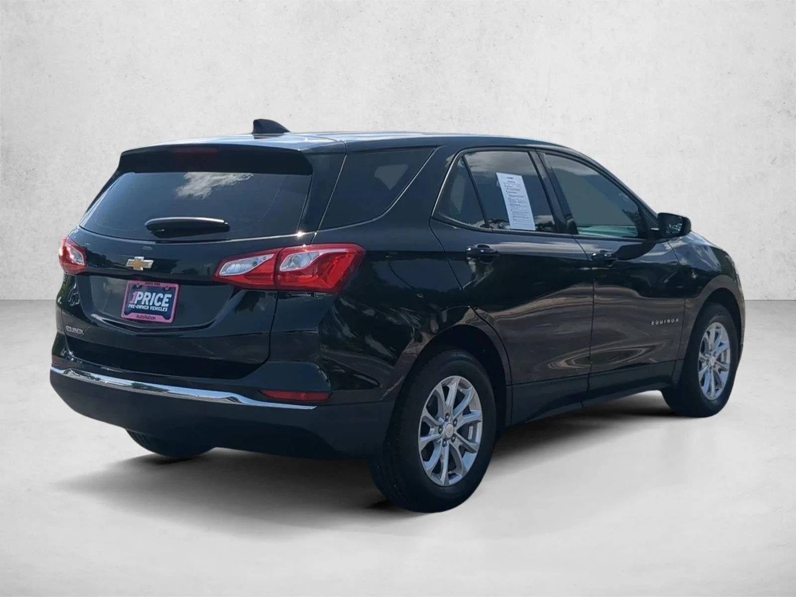 2018 Chevrolet Equinox LS photo 5