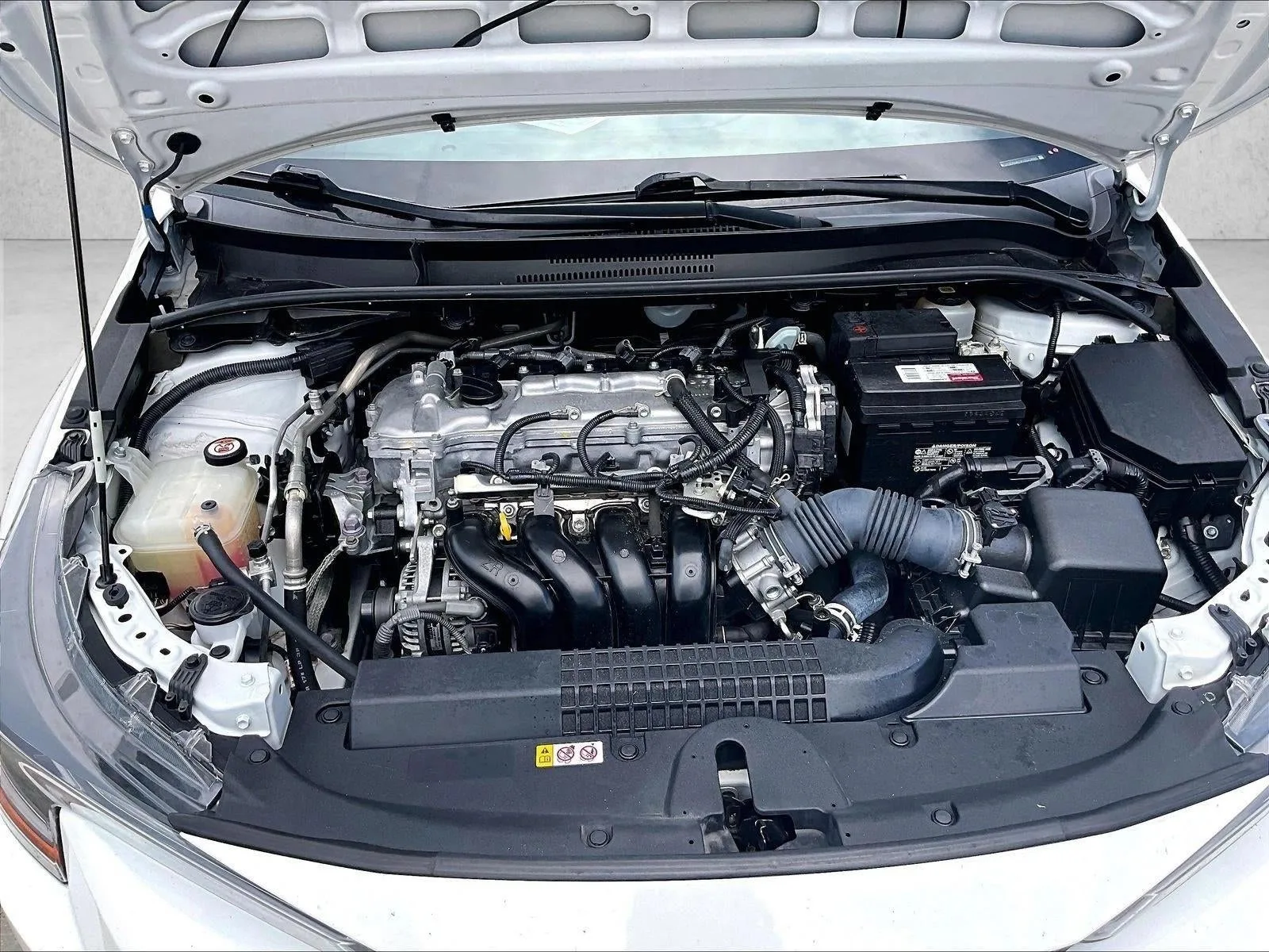 2022 Toyota Corolla LE photo 11