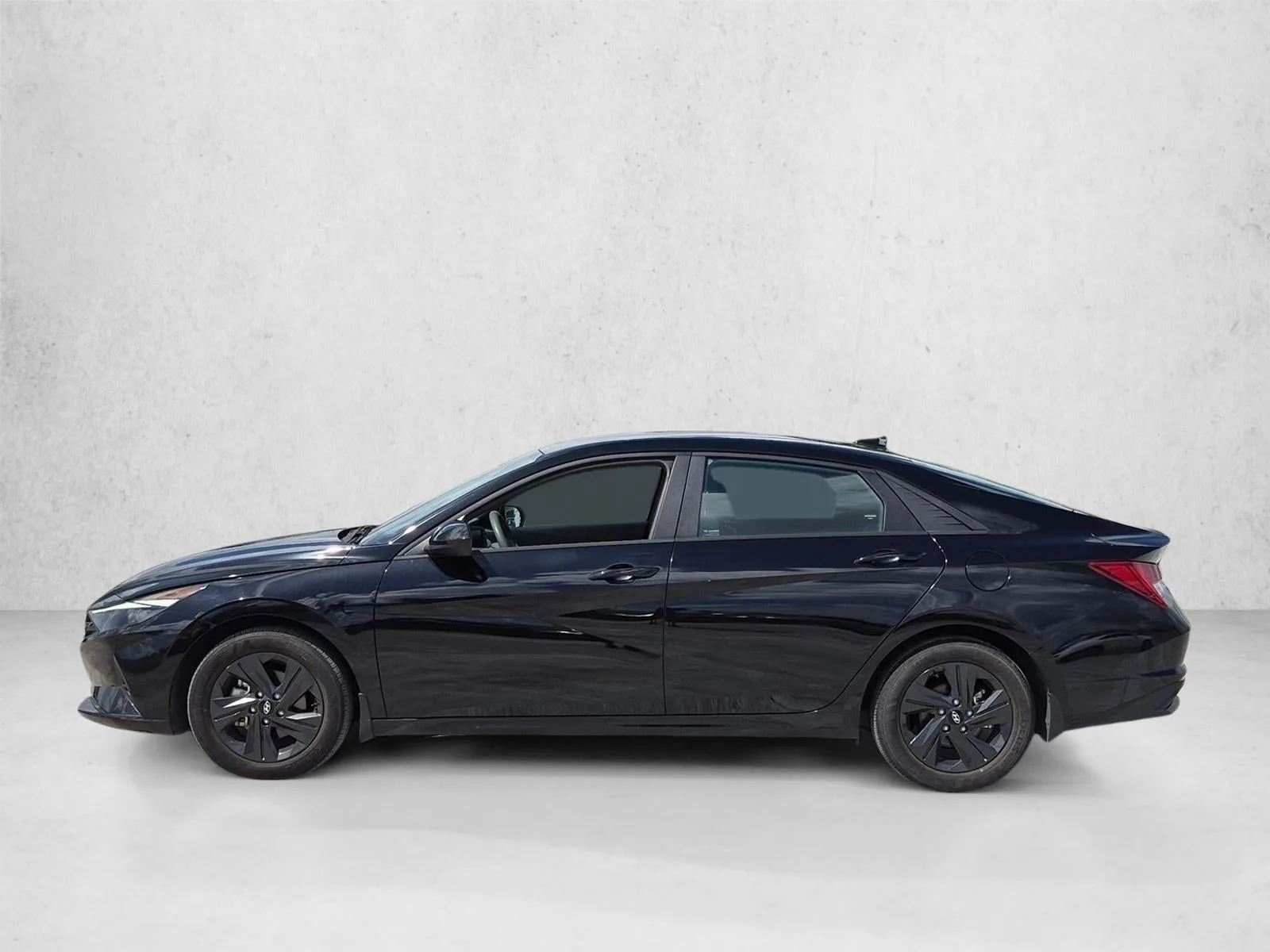 2023 Hyundai ELANTRA Hybrid Blue DCT photo 4