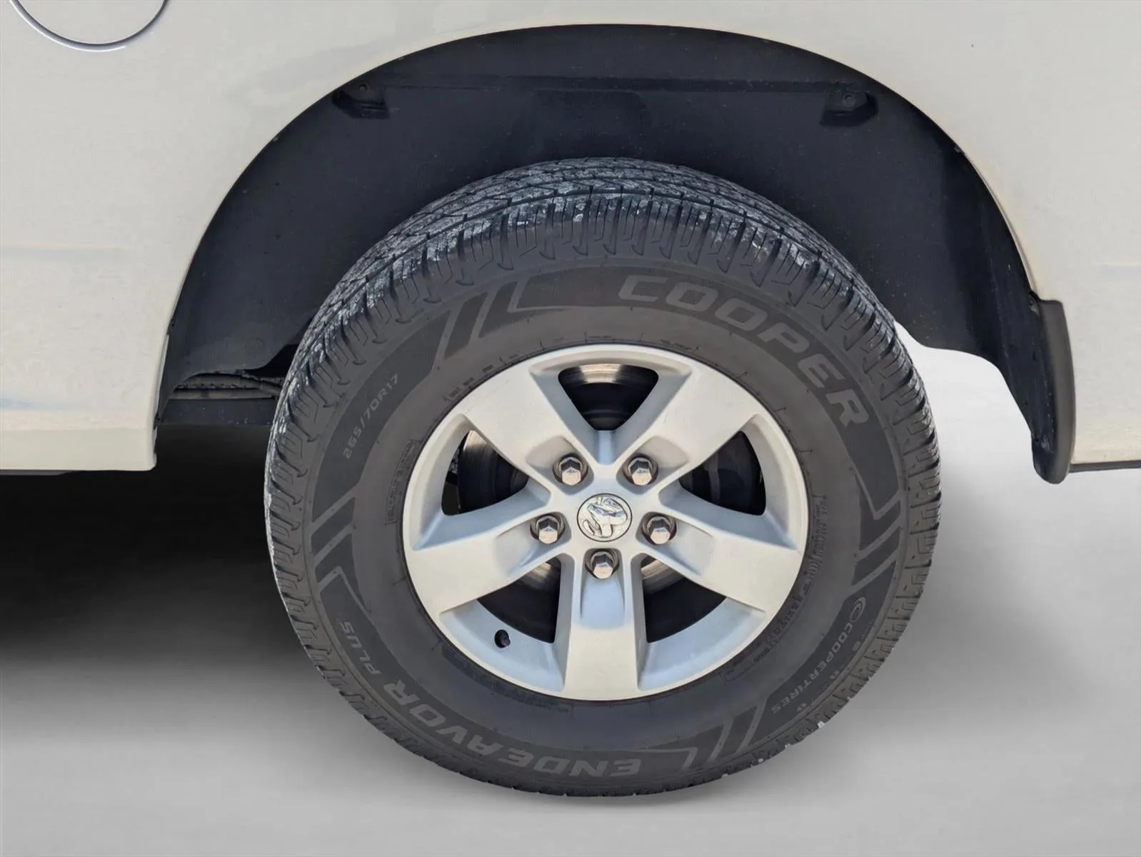 2019 RAM 1500 Classic Tradesman 4x2 Crew Cab 5'7" Box photo 9