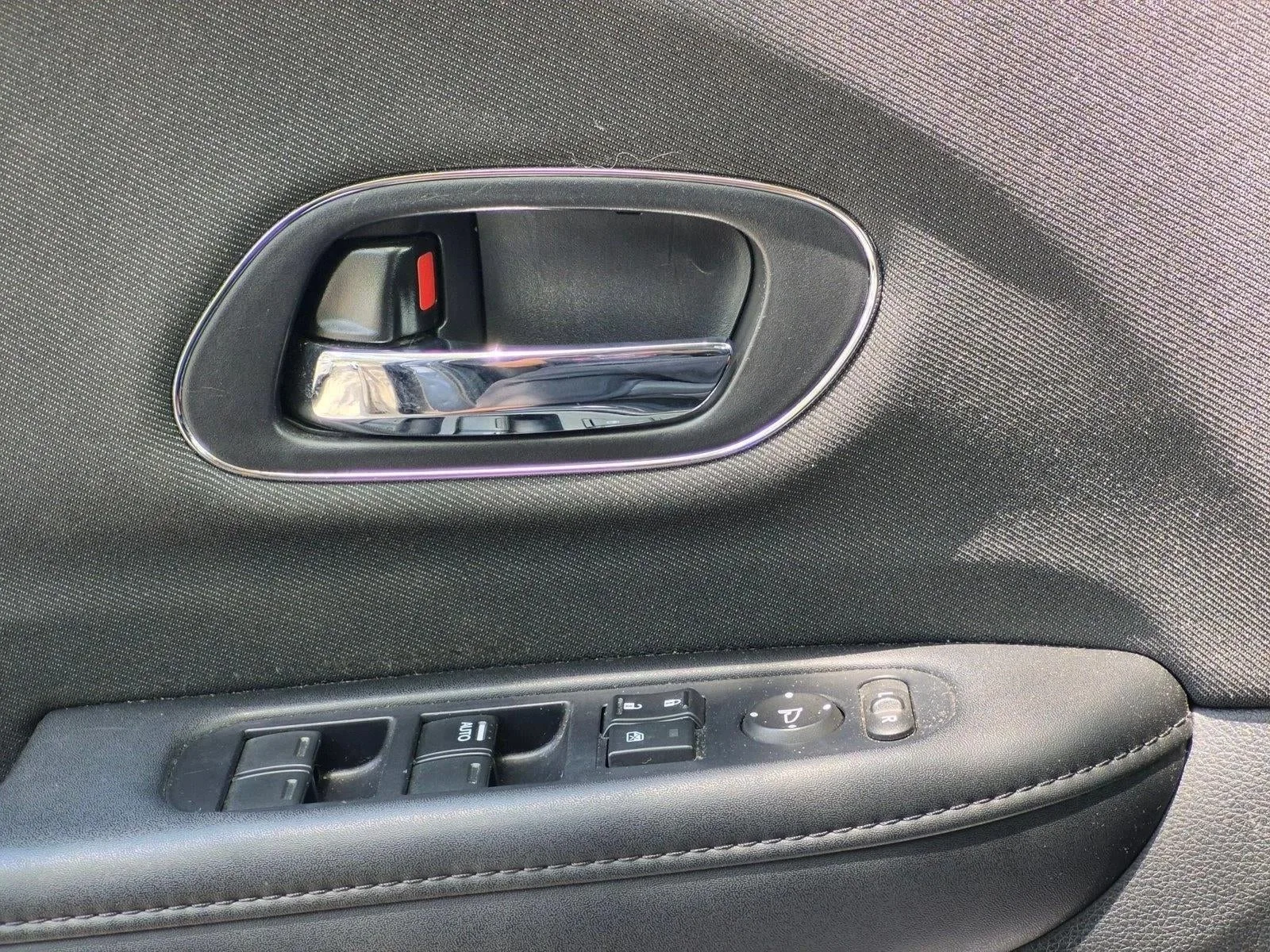 2019 Honda HR-V EX AWD CVT photo 2