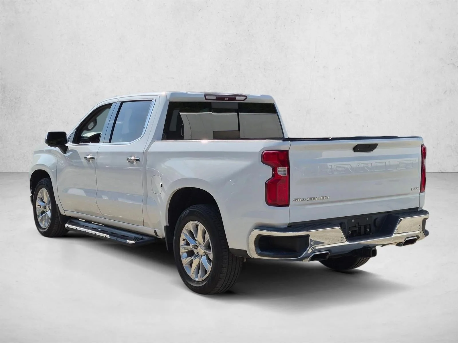 2019 Chevrolet Silverado 1500 LTZ photo 4