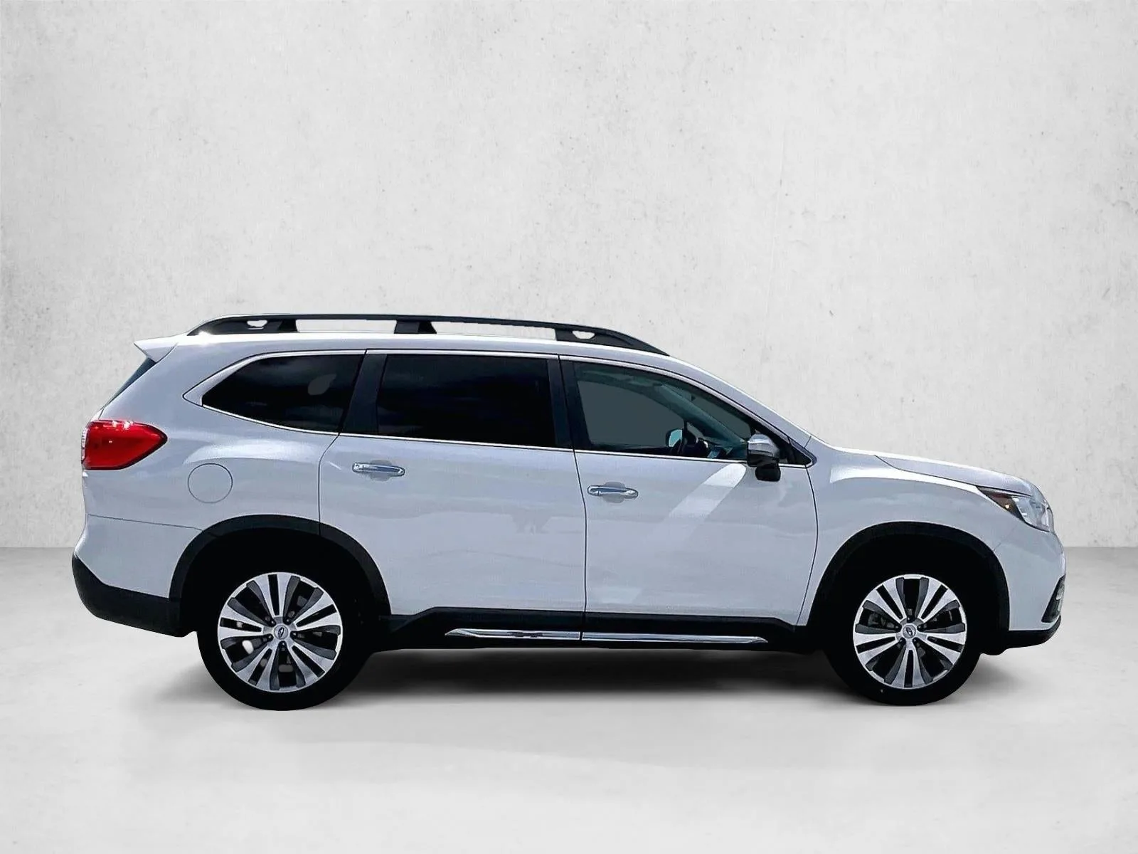 2019 Subaru Ascent Touring photo 5