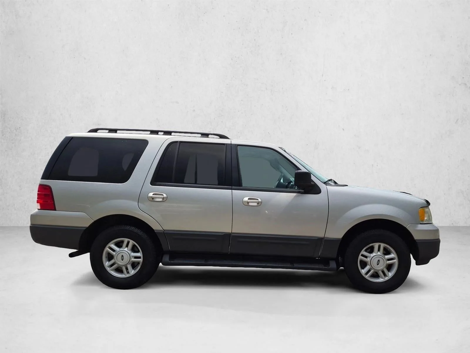 2006 Ford Expedition 4dr XLT photo 4