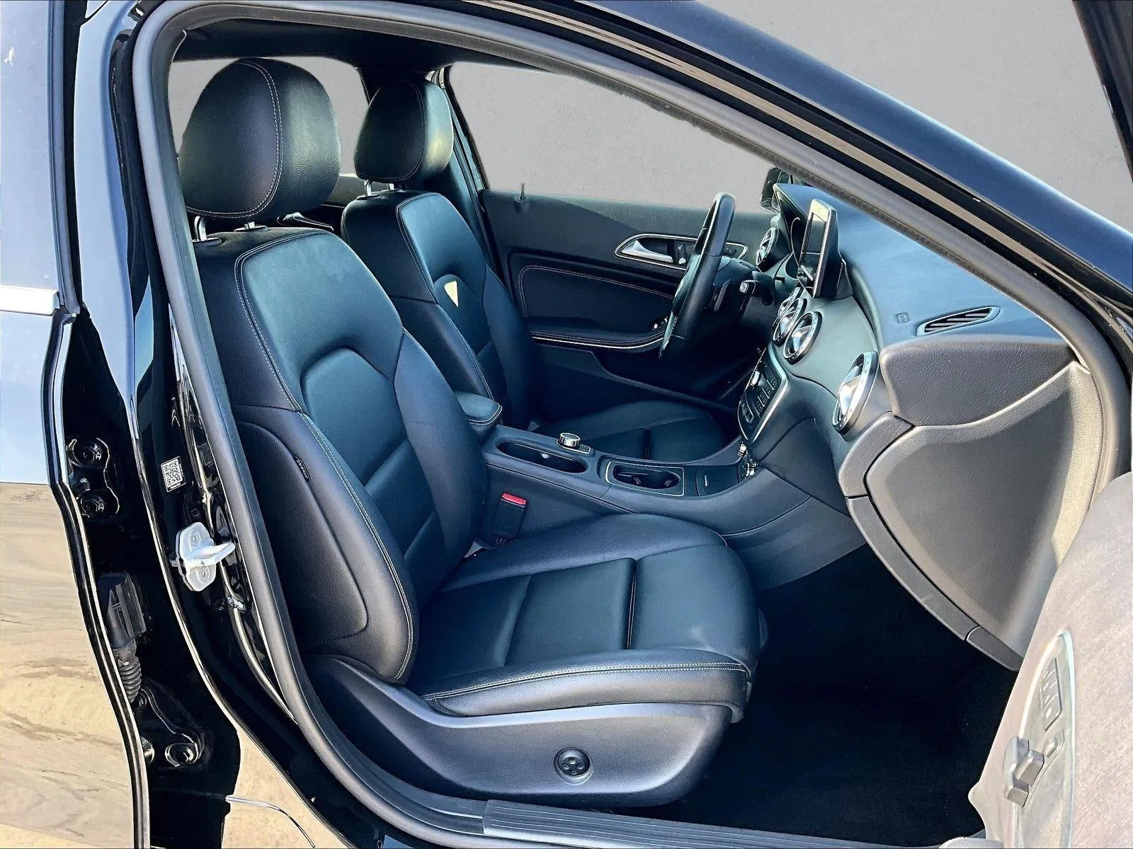 2017 Mercedes-Benz GLA GLA 250 SUV photo 9