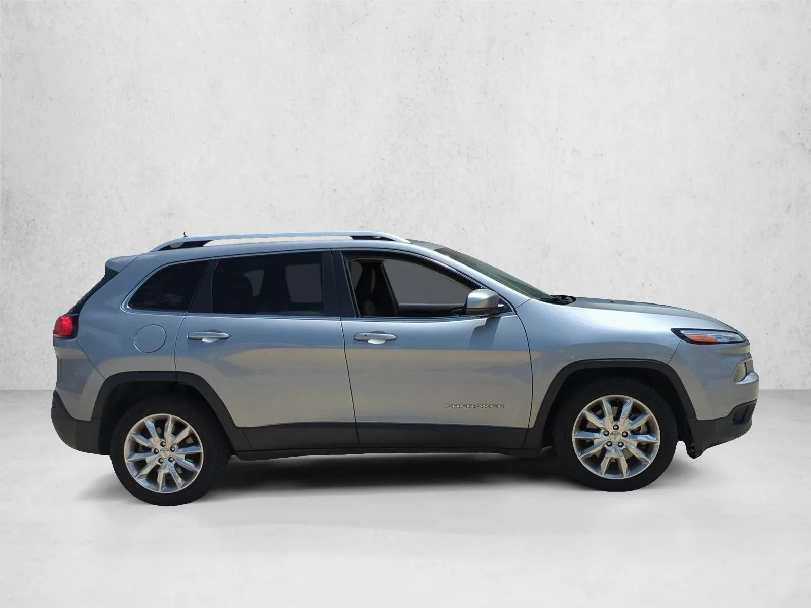 2015 Jeep Cherokee FWD 4dr Limited photo 4