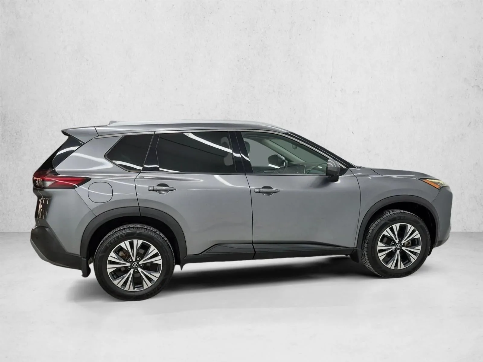 2021 Nissan Rogue SV FWD photo 4