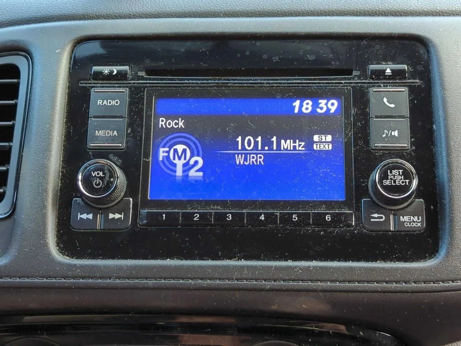 2020 Honda HR-V LX 2WD CVT photo 8