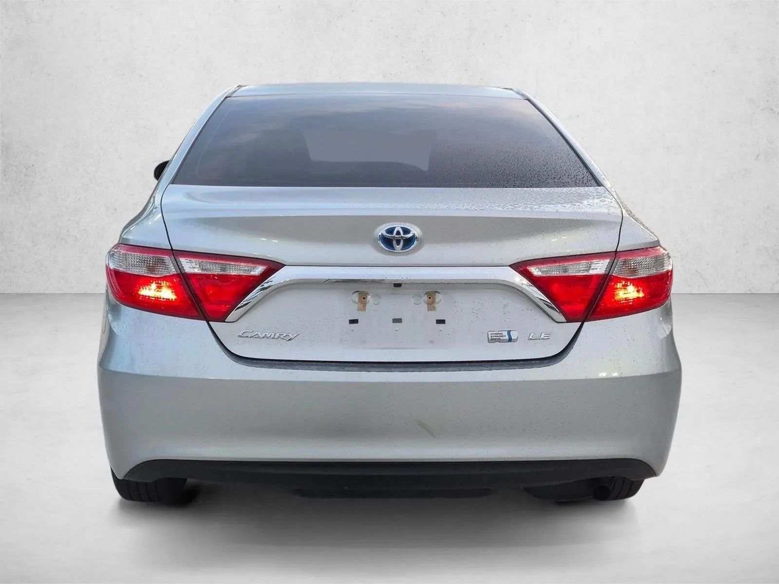 2017 Toyota Camry Hybrid LE CVT (Natl) photo 6
