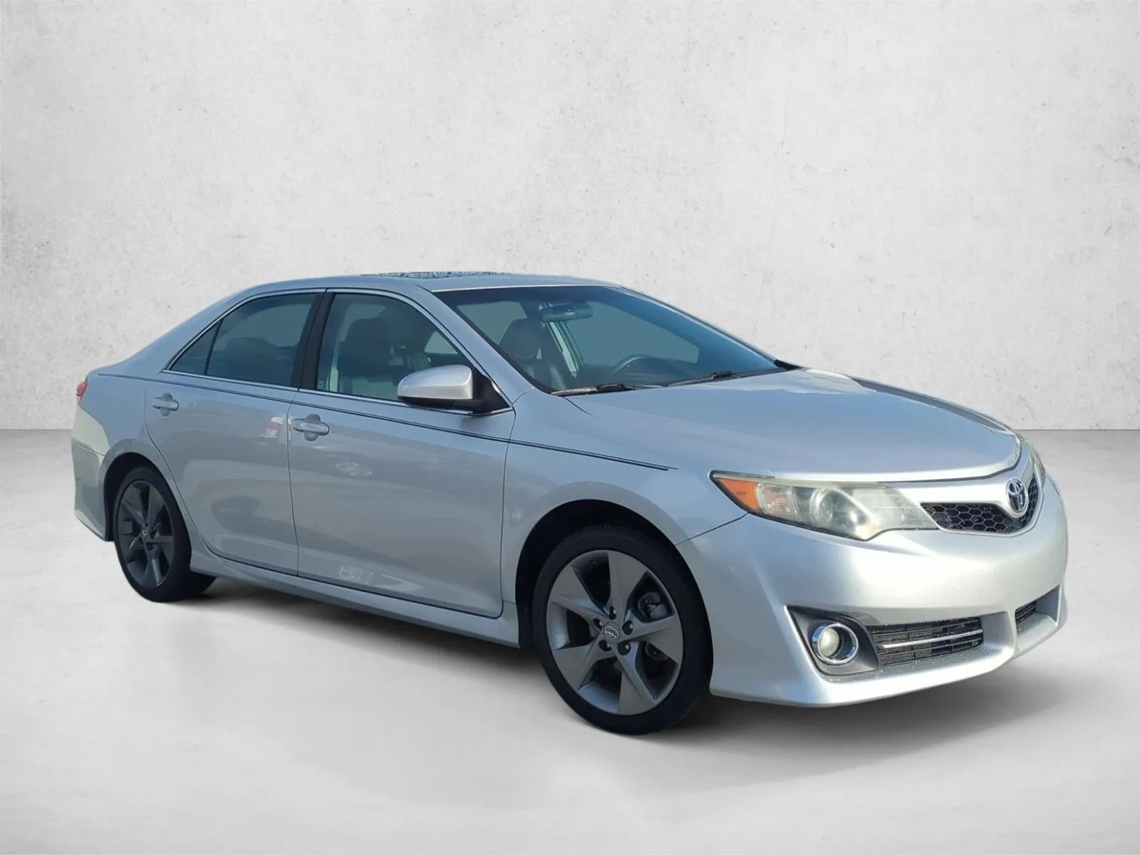 2014 Toyota Camry 4dr Sdn I4 Auto SE Sport (Natl) *Ltd Avail* photo 3