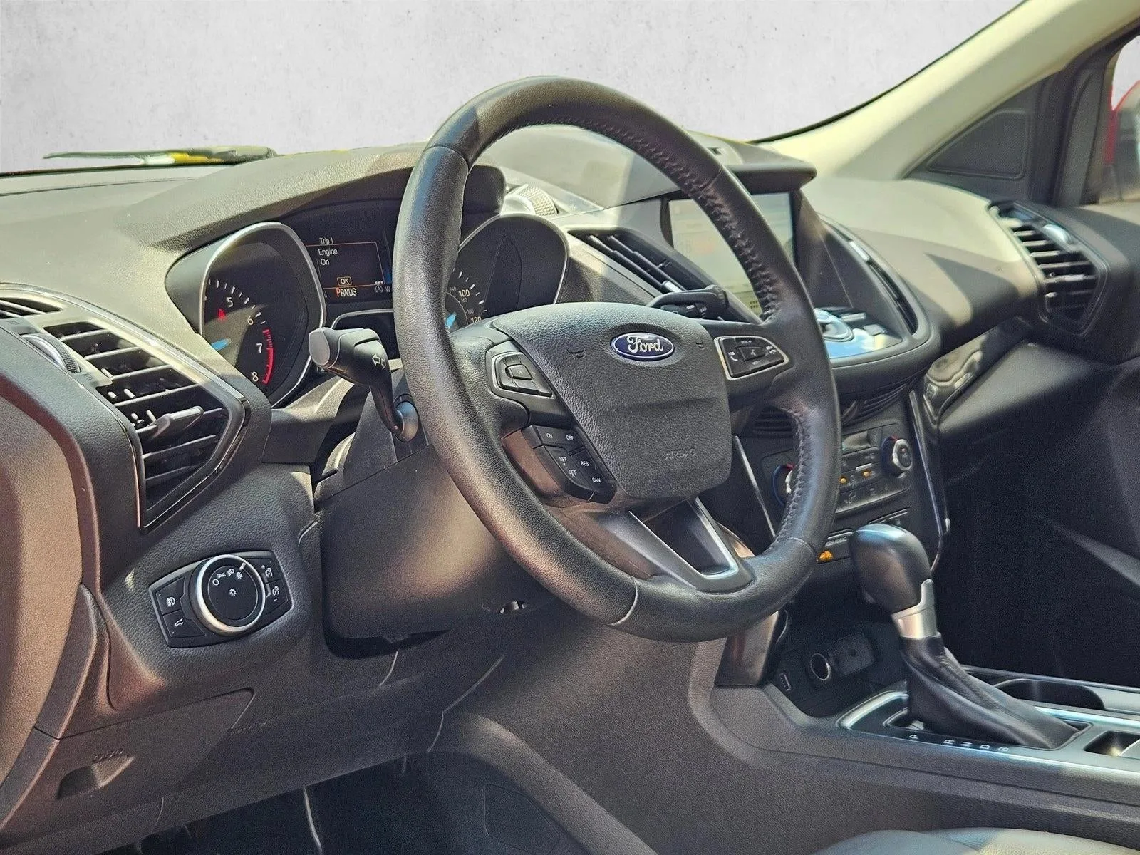 2017 Ford Escape Titanium FWD photo 10