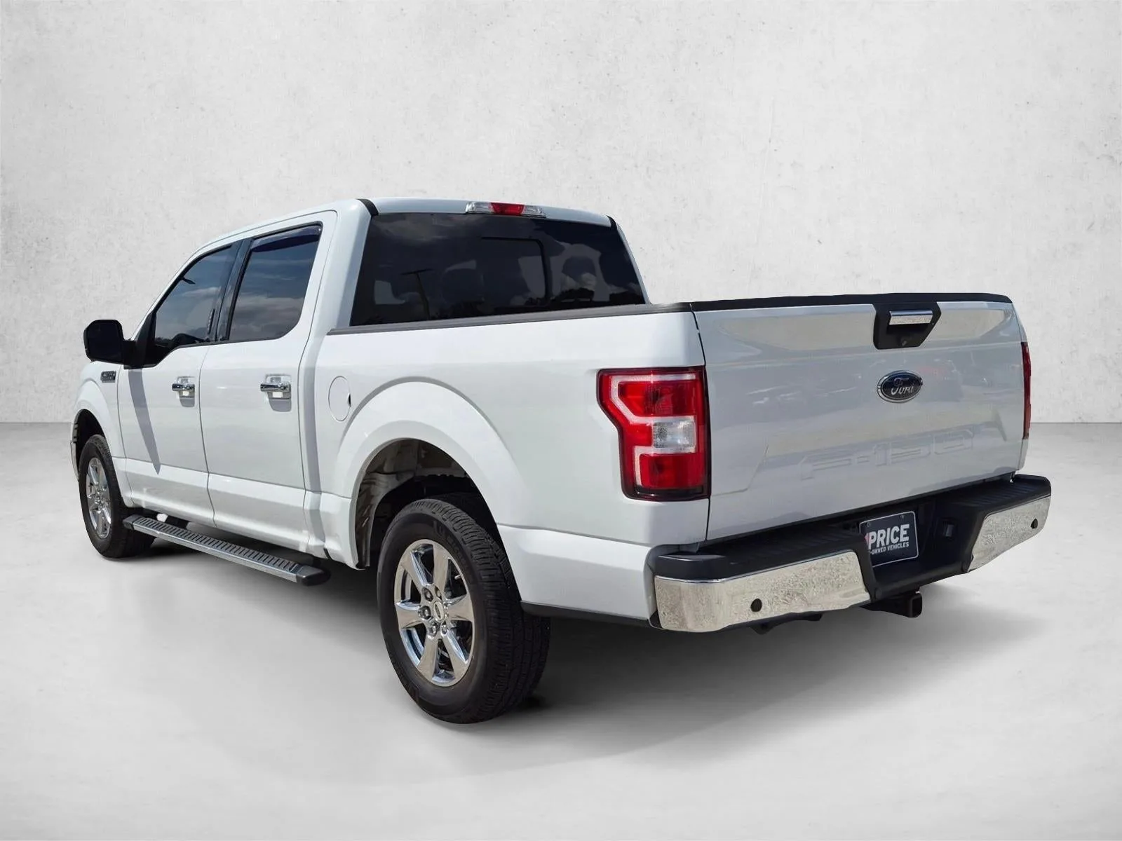 2018 Ford F-150 XLT 2WD SuperCrew 5.5' Box photo 7