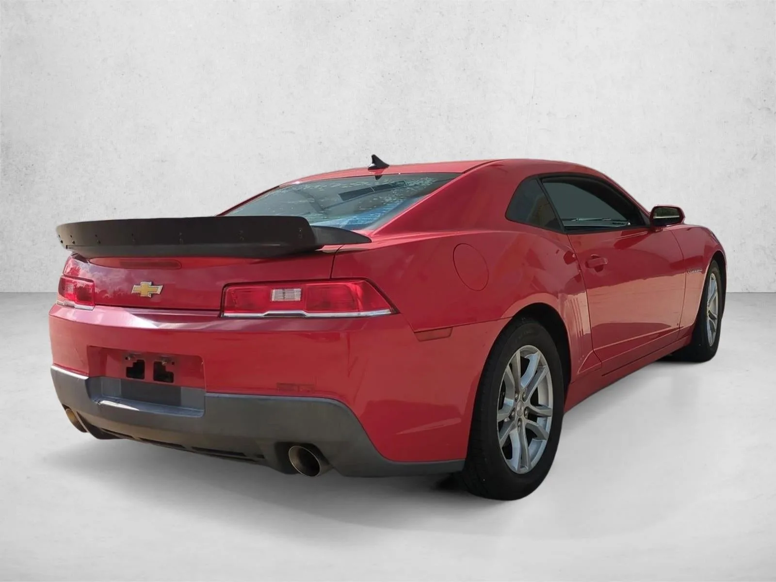 2015 Chevrolet Camaro 2dr Cpe LS w/2LS photo 5