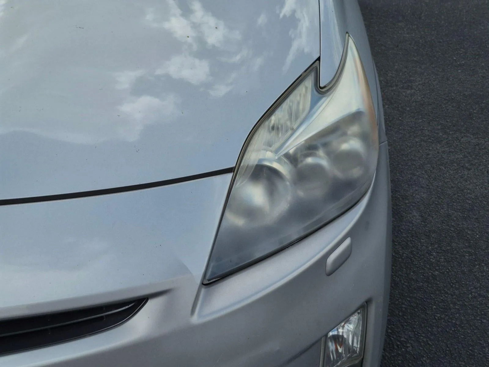 2010 Toyota Prius II photo 9