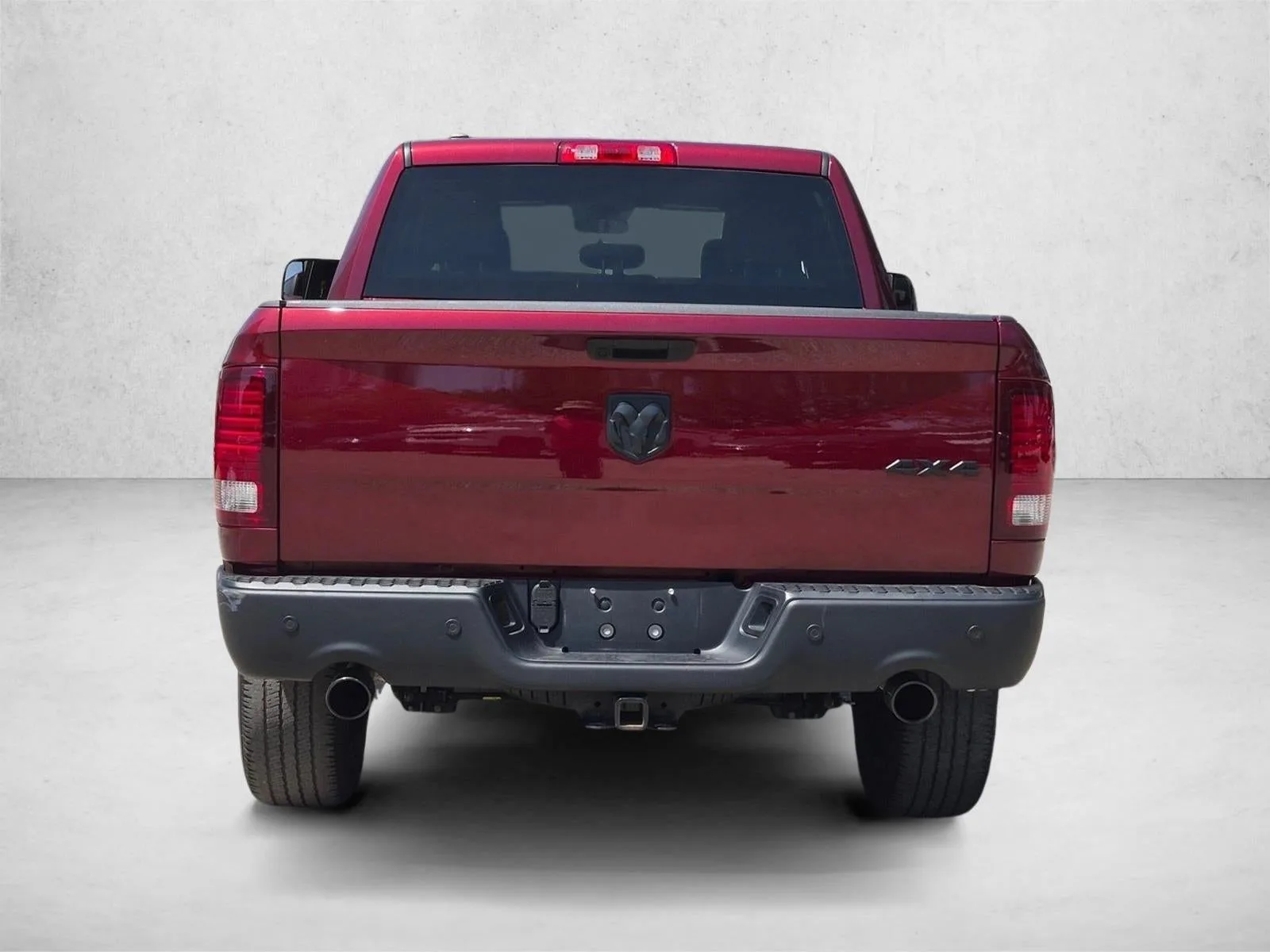 2024 RAM 1500 Classic Warlock Crew Cab 4x4 5'7" Box photo 3