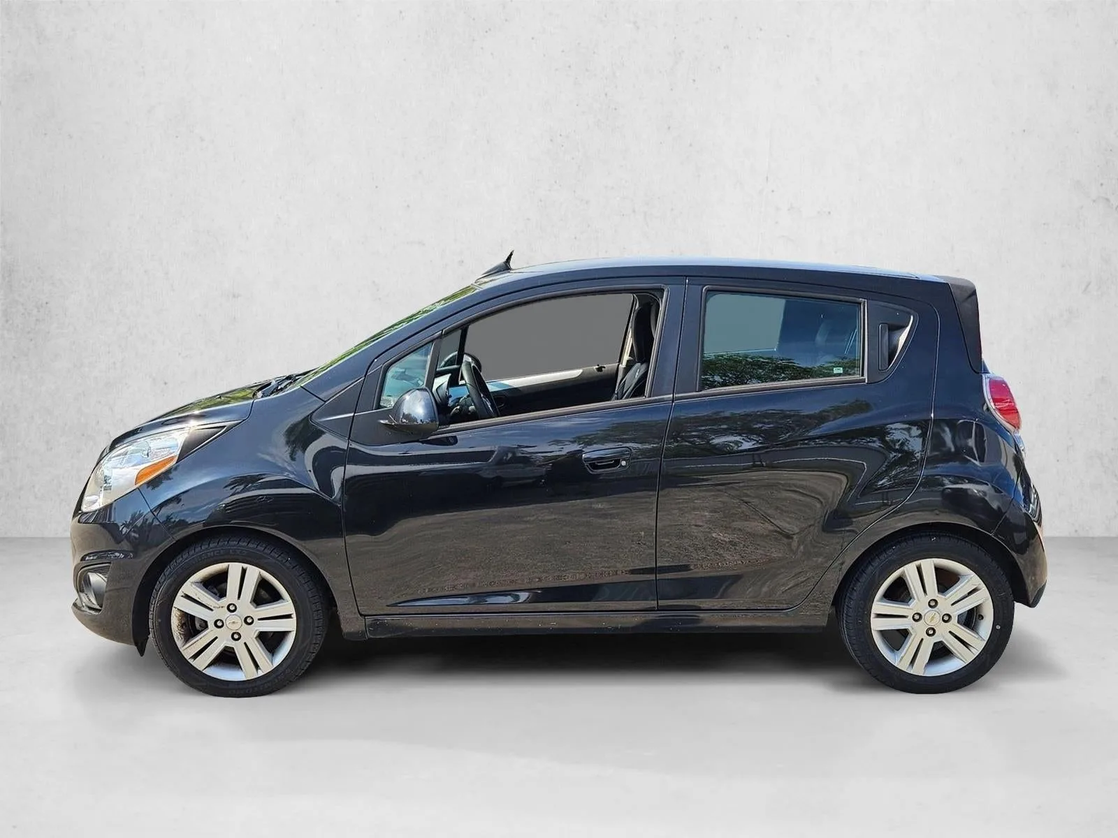 2015 Chevrolet Spark Hatch 1LT (Automatic) photo 6