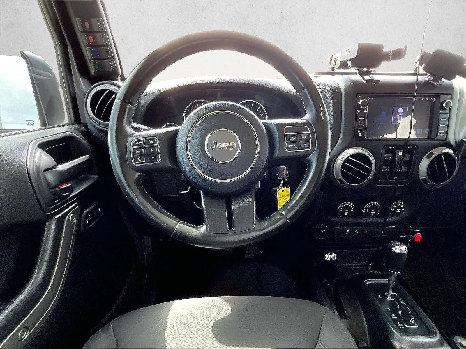 2016 Jeep Wrangler Unlimited 4WD 4dr Sport photo 7
