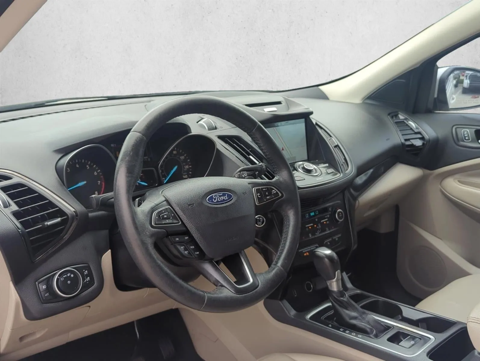 2017 Ford Escape Titanium FWD photo 11