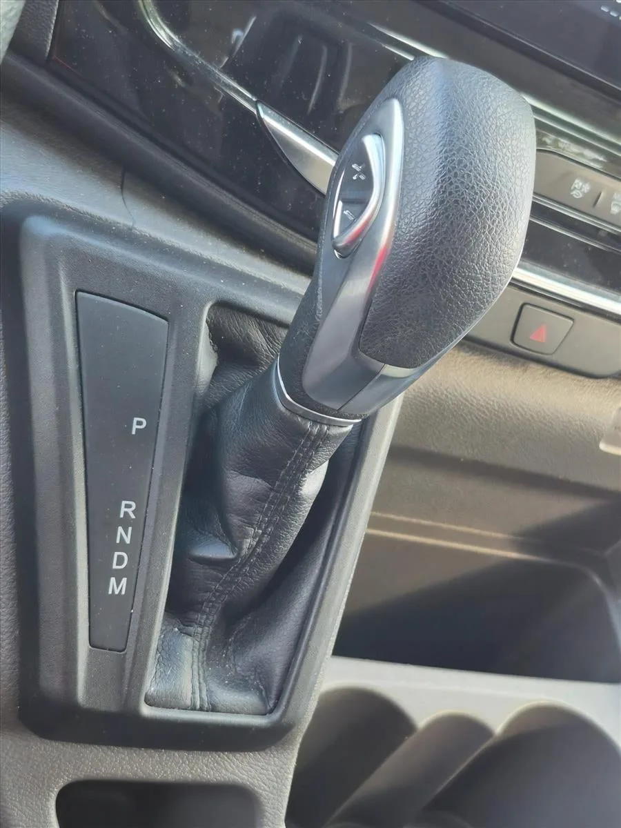 2024 Ford Transit Passenger Wagon XL photo 12