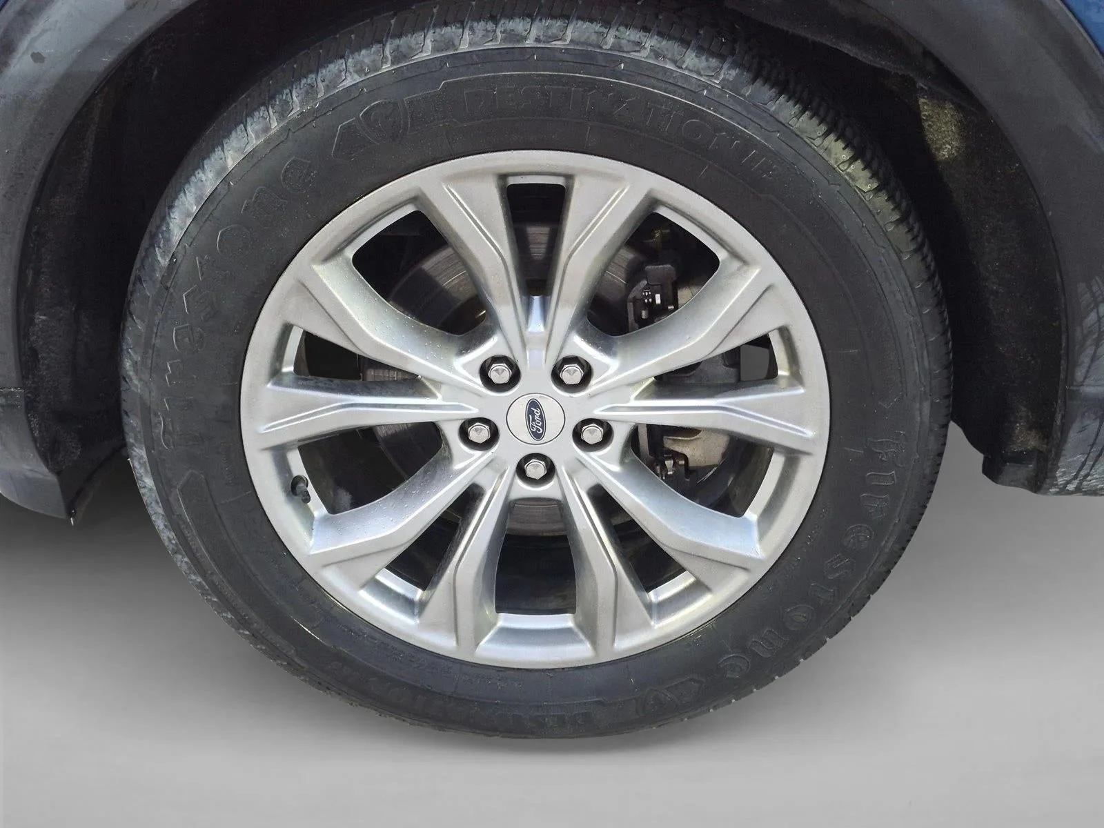2020 Ford Explorer XLT RWD photo 9